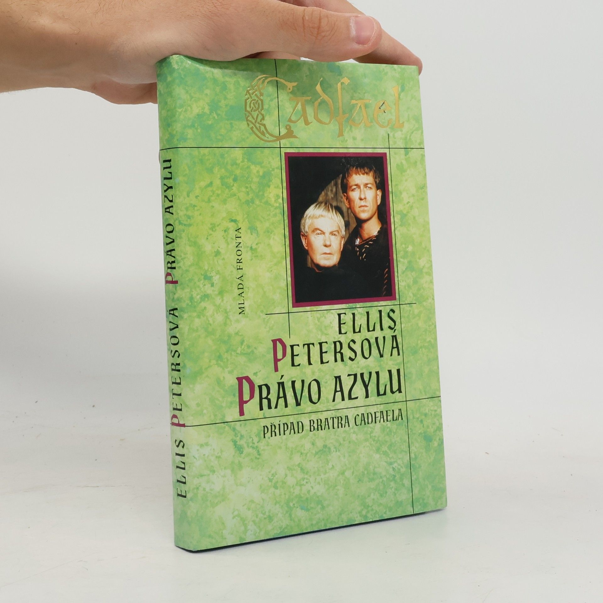 Ellis Peters Právo azylu. Případ bratra Cadfaela