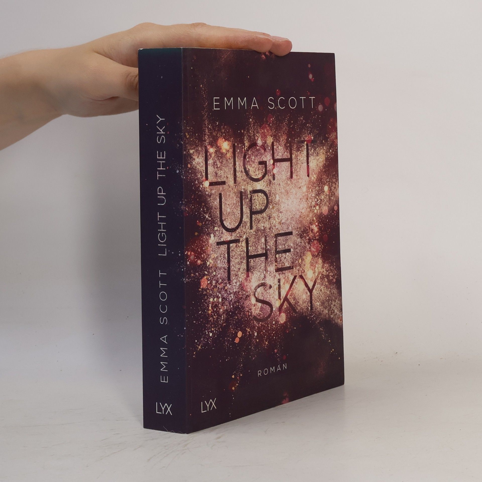 Emma Scott Light up the Sky