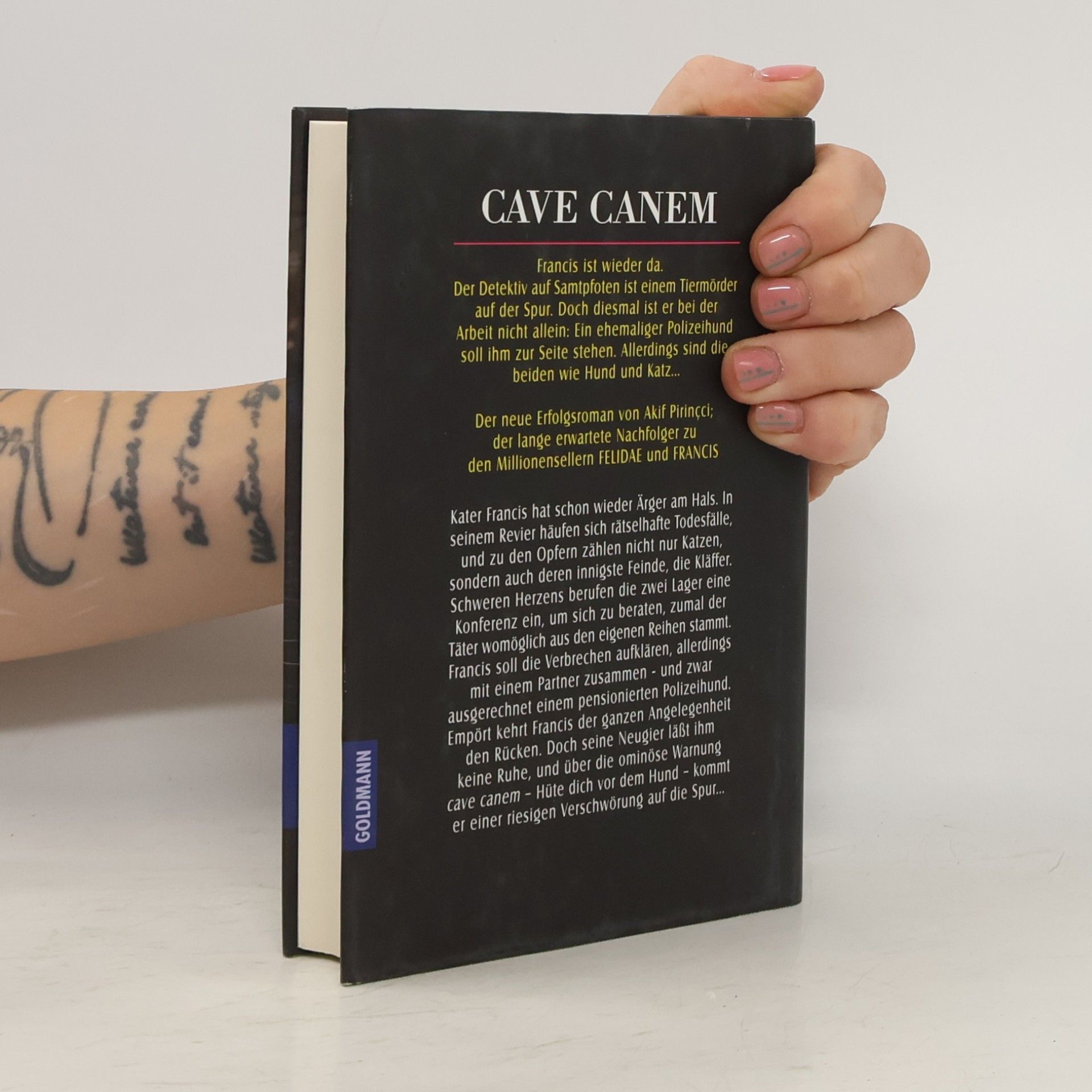 Akif Pirinçci Cave canem