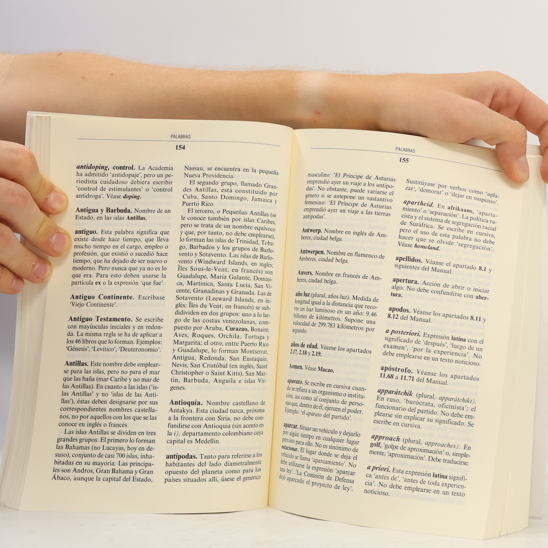 El País libro de estilo