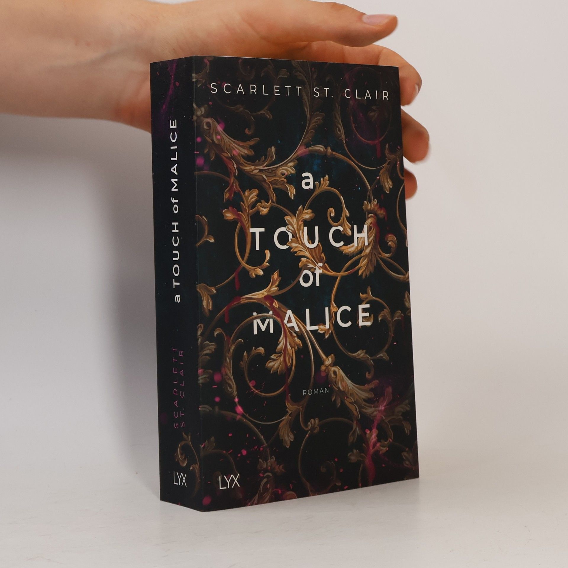 Scarlett St. Clair A touch of malice