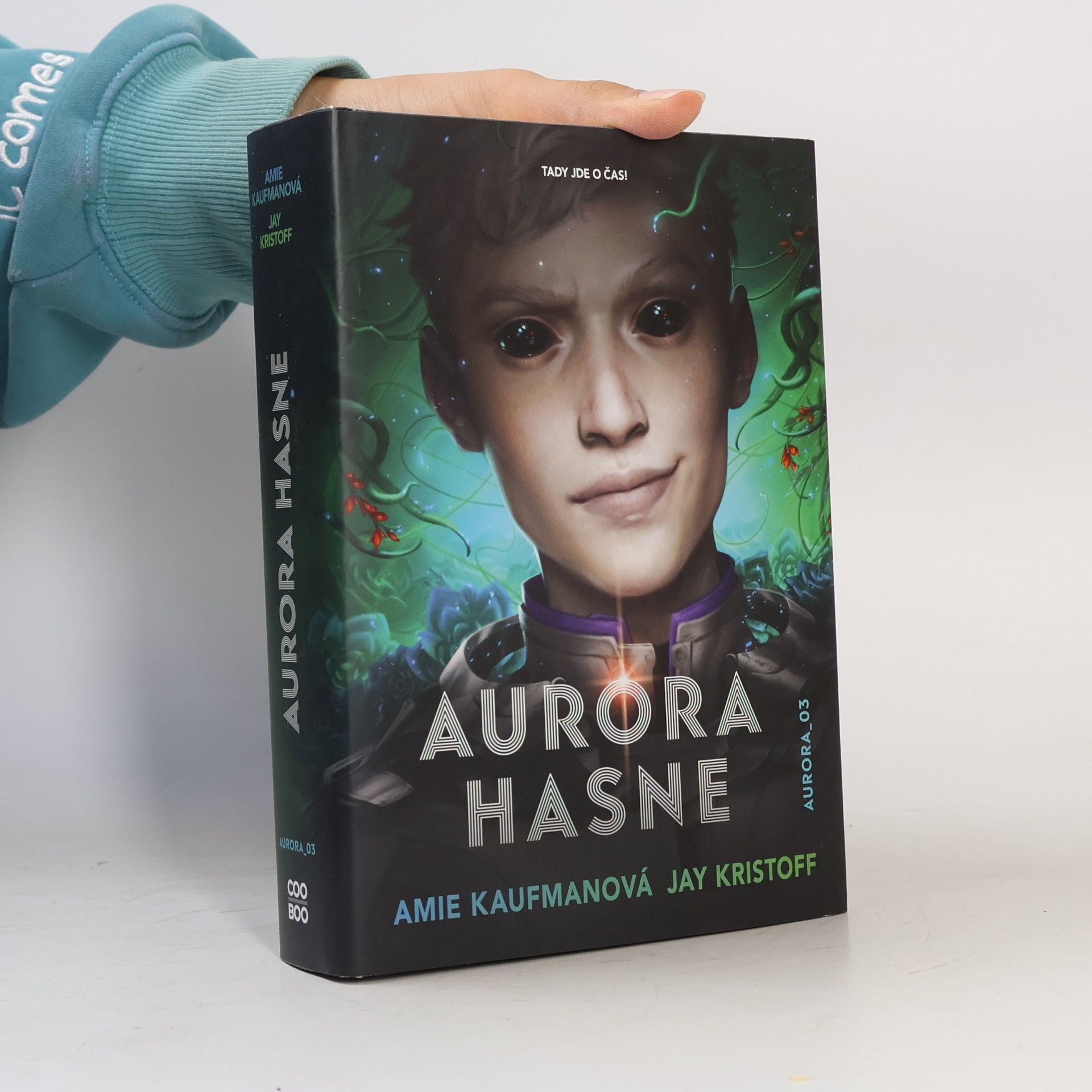Amie Kaufman Aurora hasne