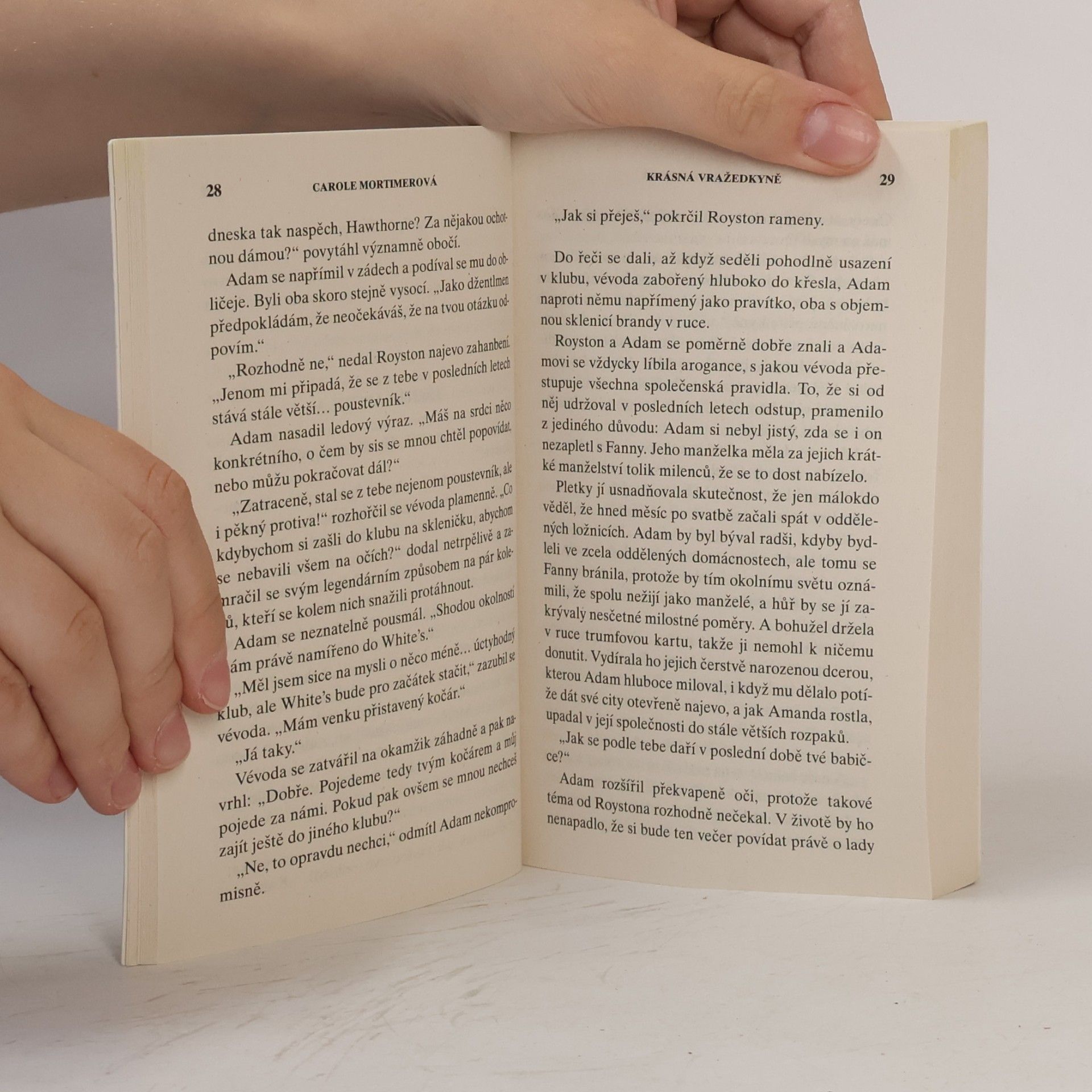 Carole Mortimer Krásná vražedkyně