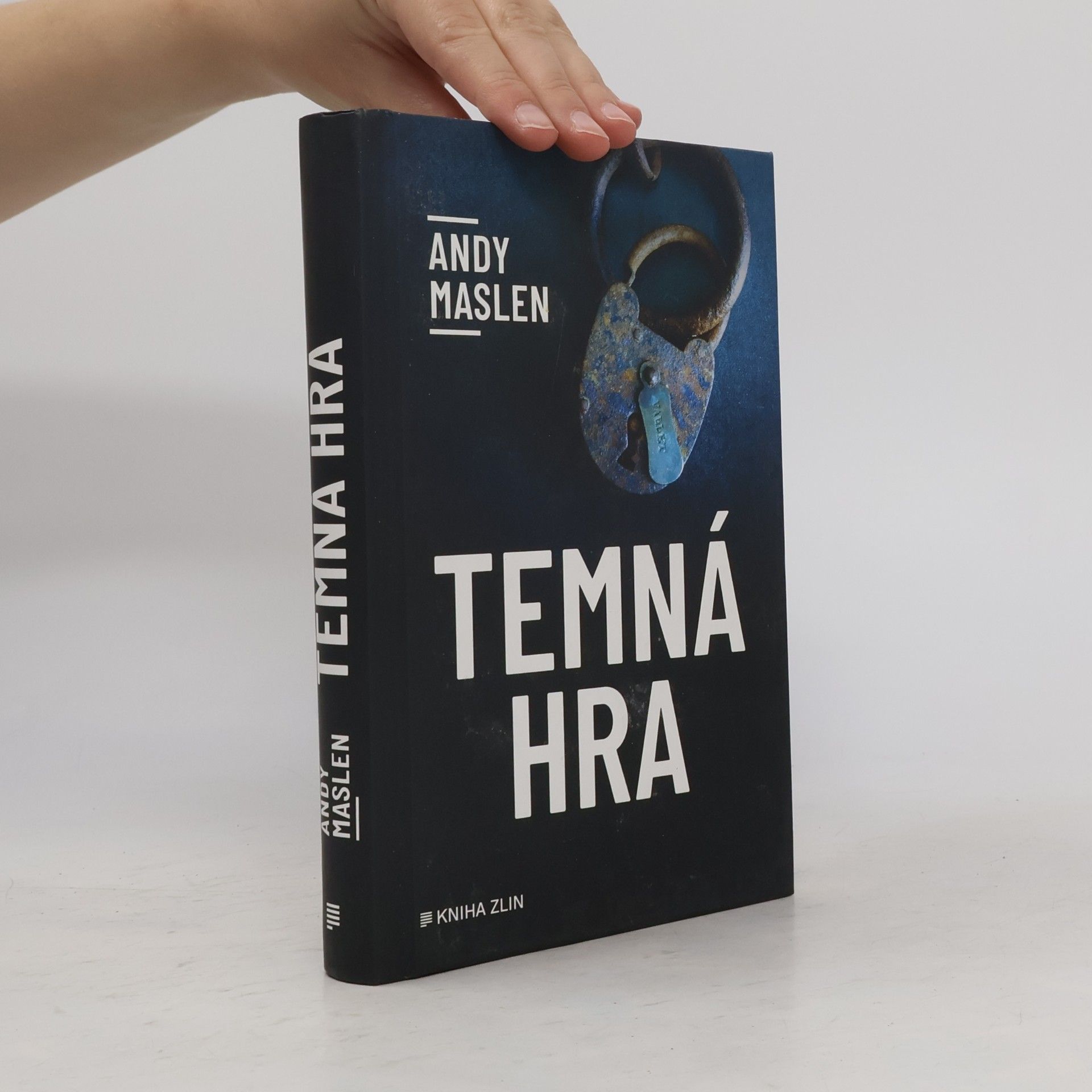Adéla Špínová Temná hra