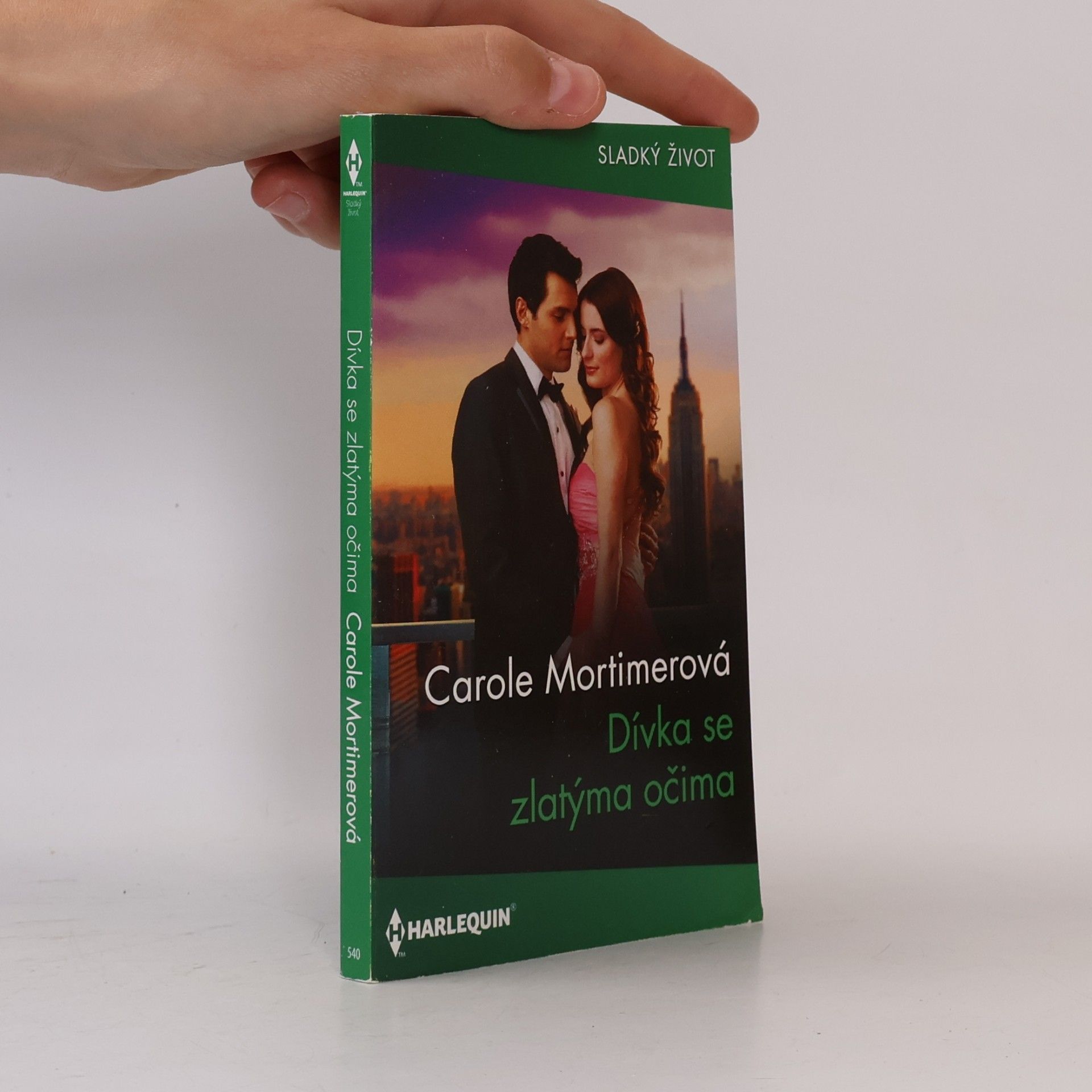 Carole Mortimer Dívka se zlatýma očima
