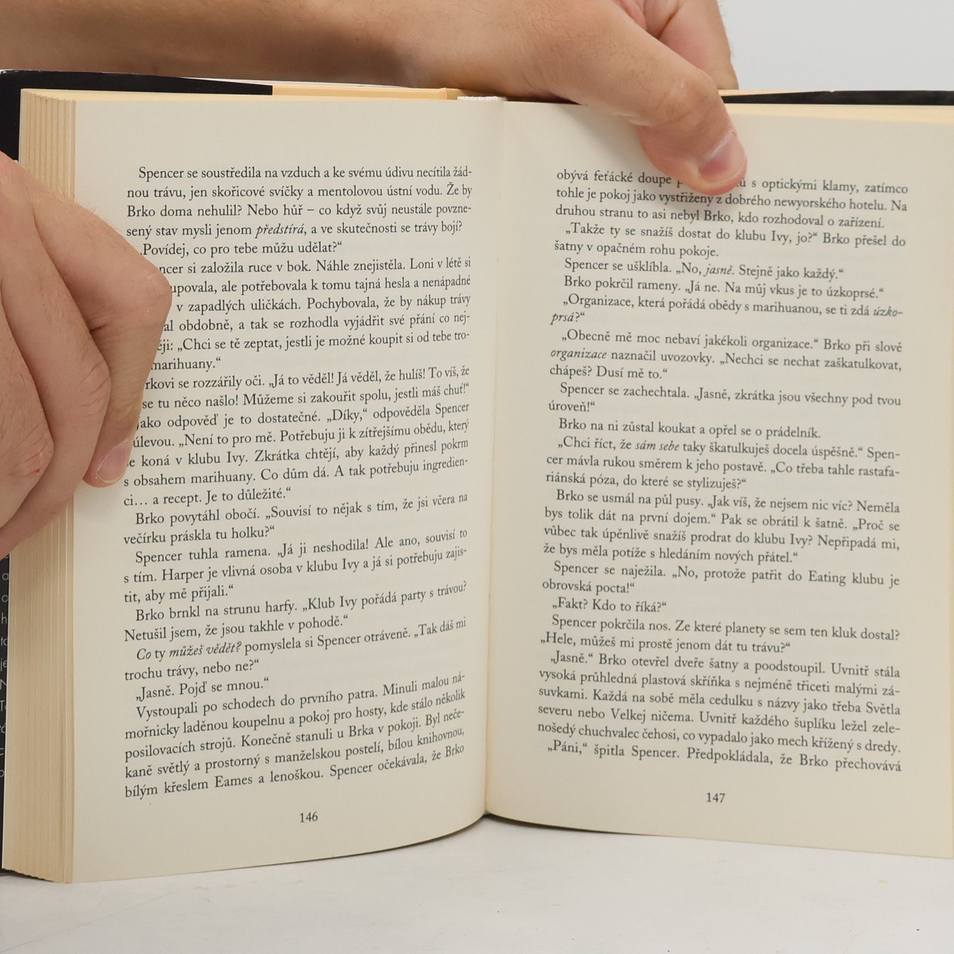 Sara Shepard Úžasné. Roztomilé malé lhářky