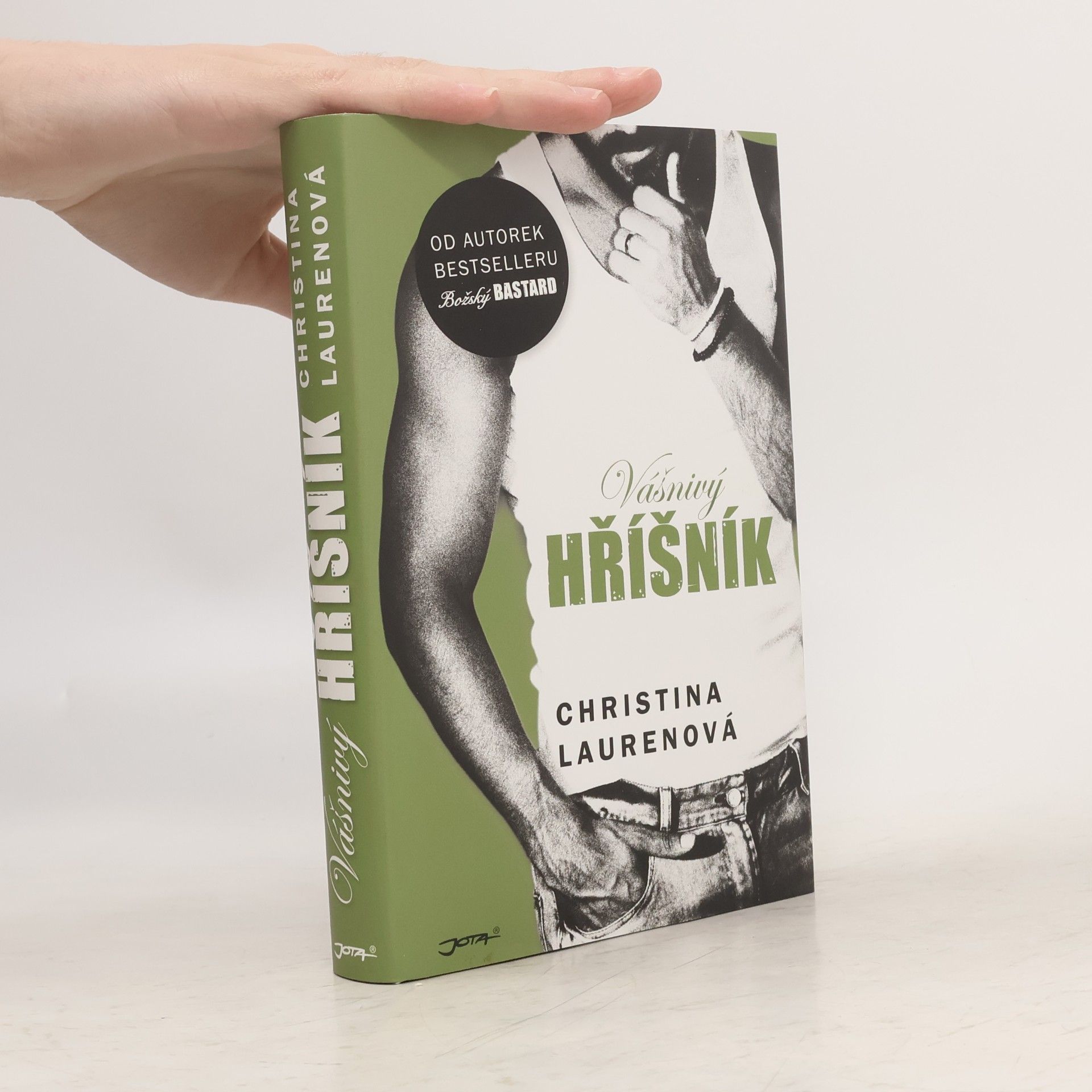 Christina Lauren Vášnivý hříšník