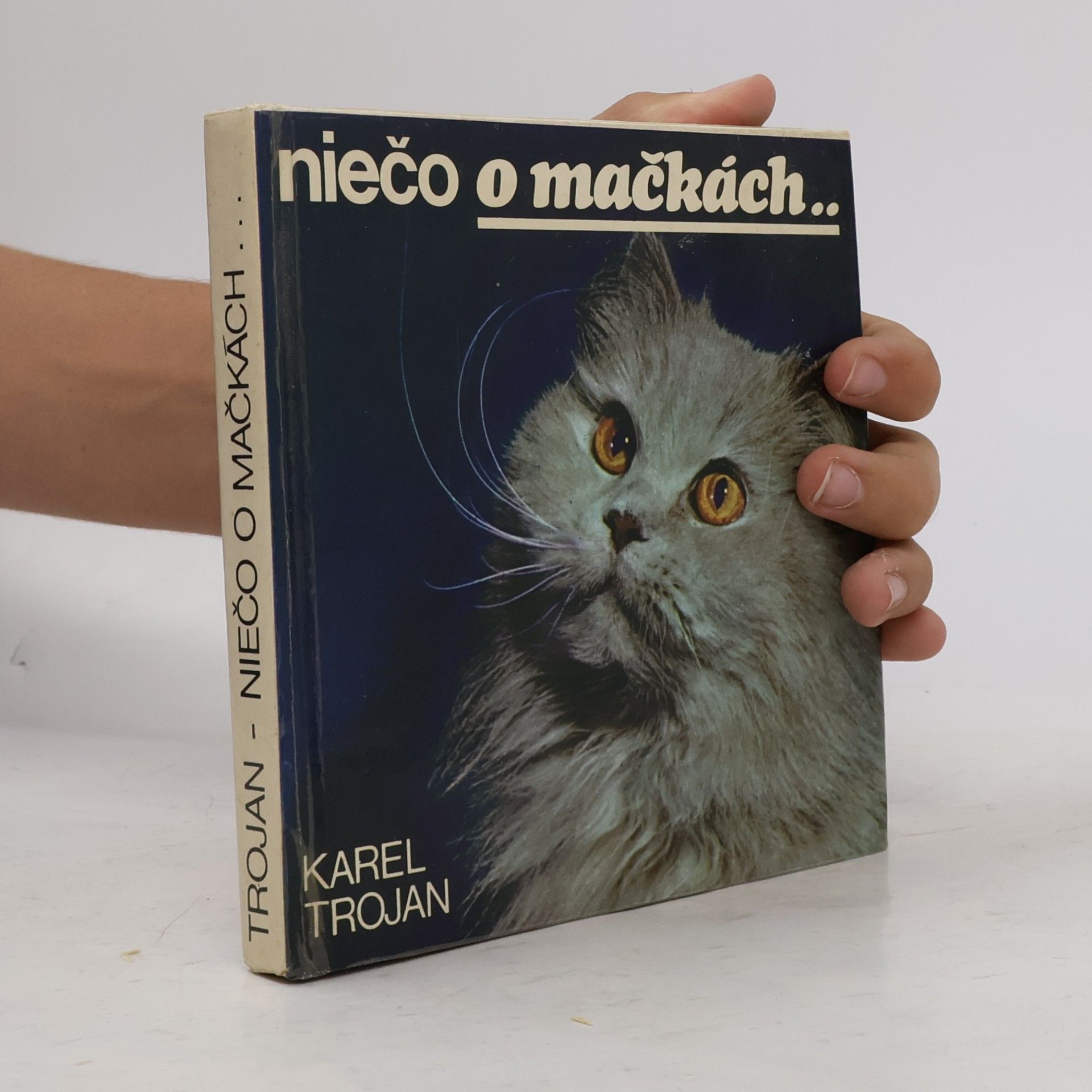 Karel Trojan Niečo o mačkách