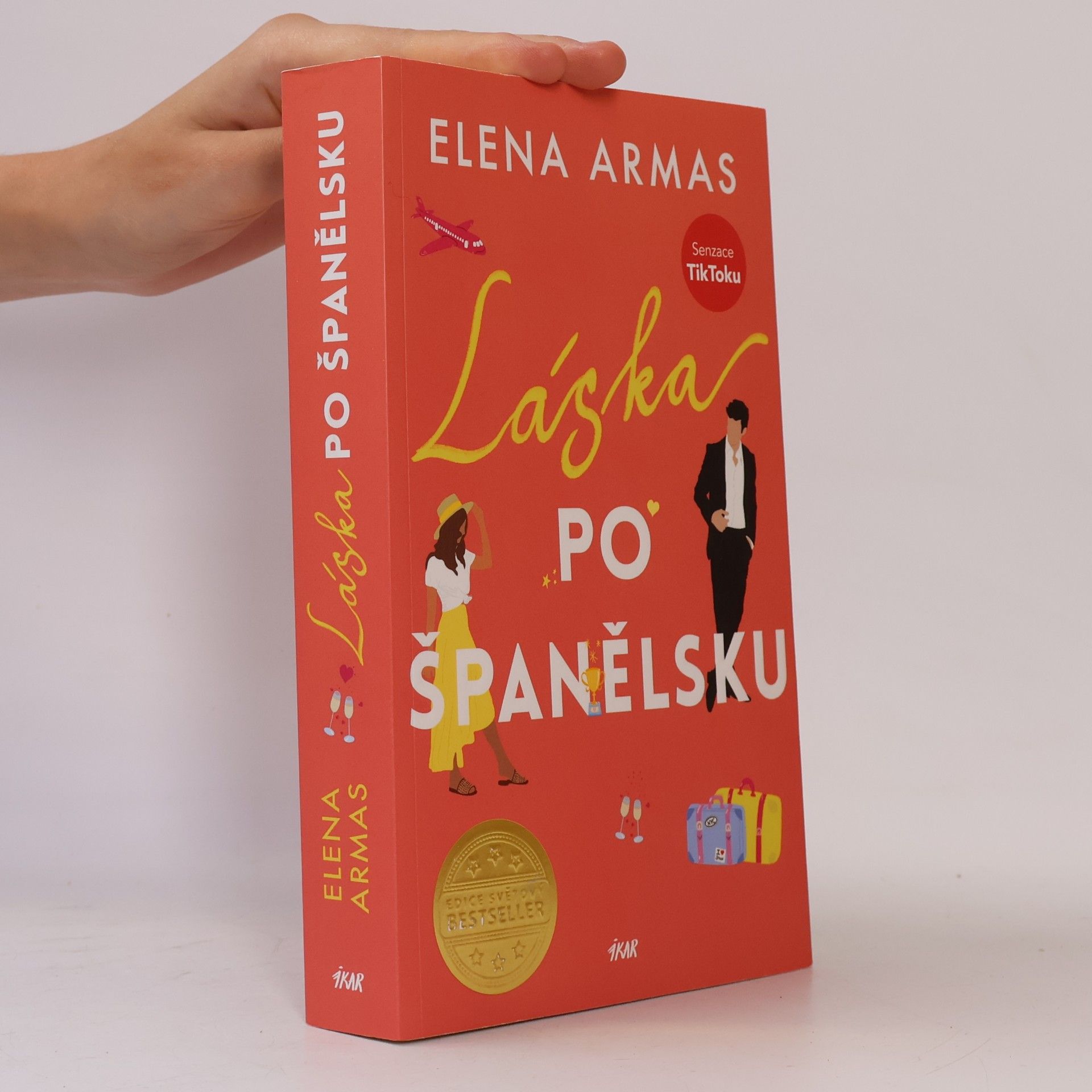 Elena Armas Láska po španělsku