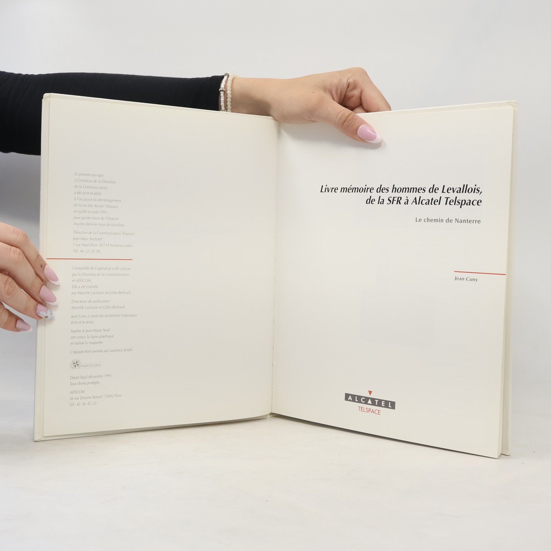 Jean Cuny Livre mémoire des hommes de Levallois, de la SFR à Alcatel Telspace