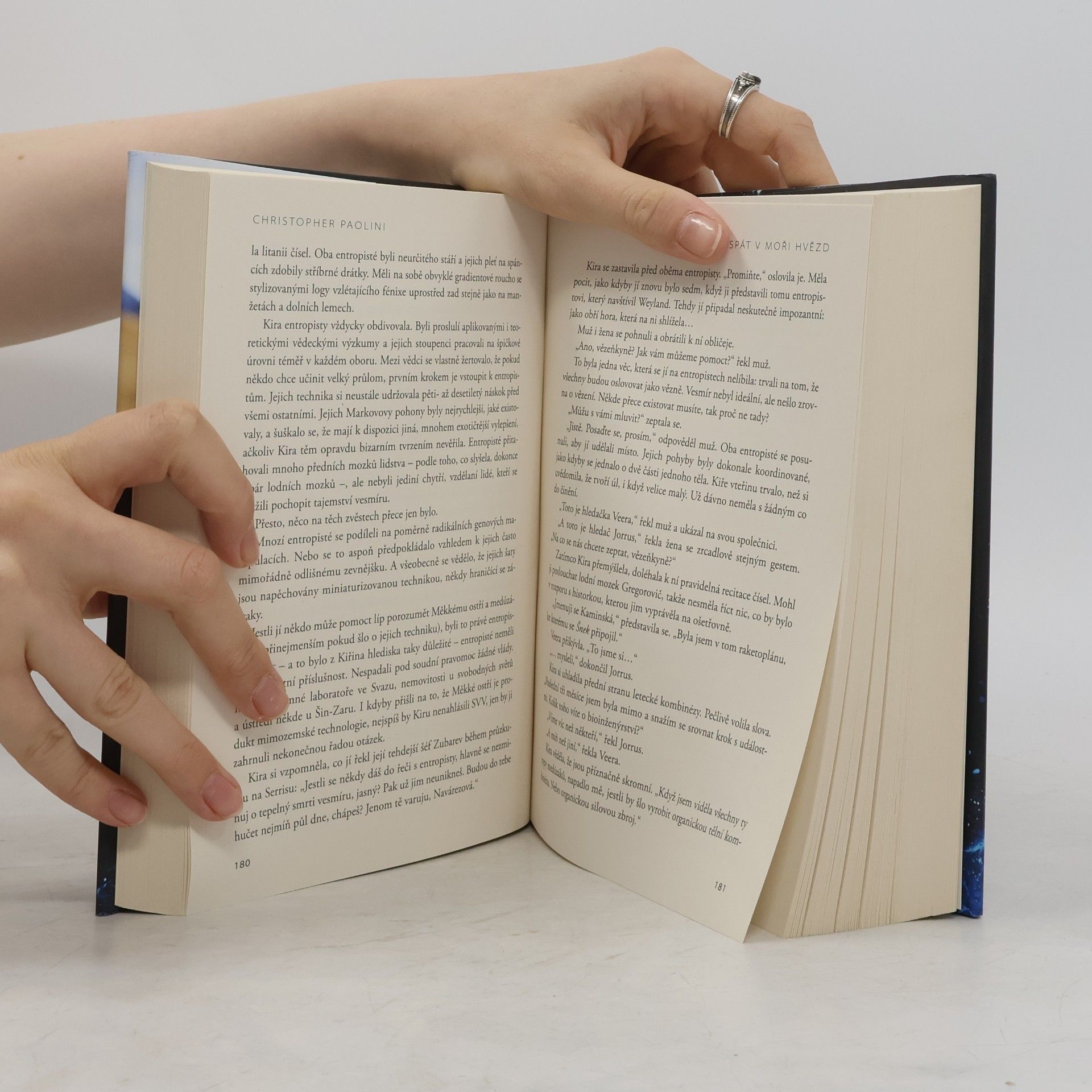 Christopher Paolini Spát v moři hvězd