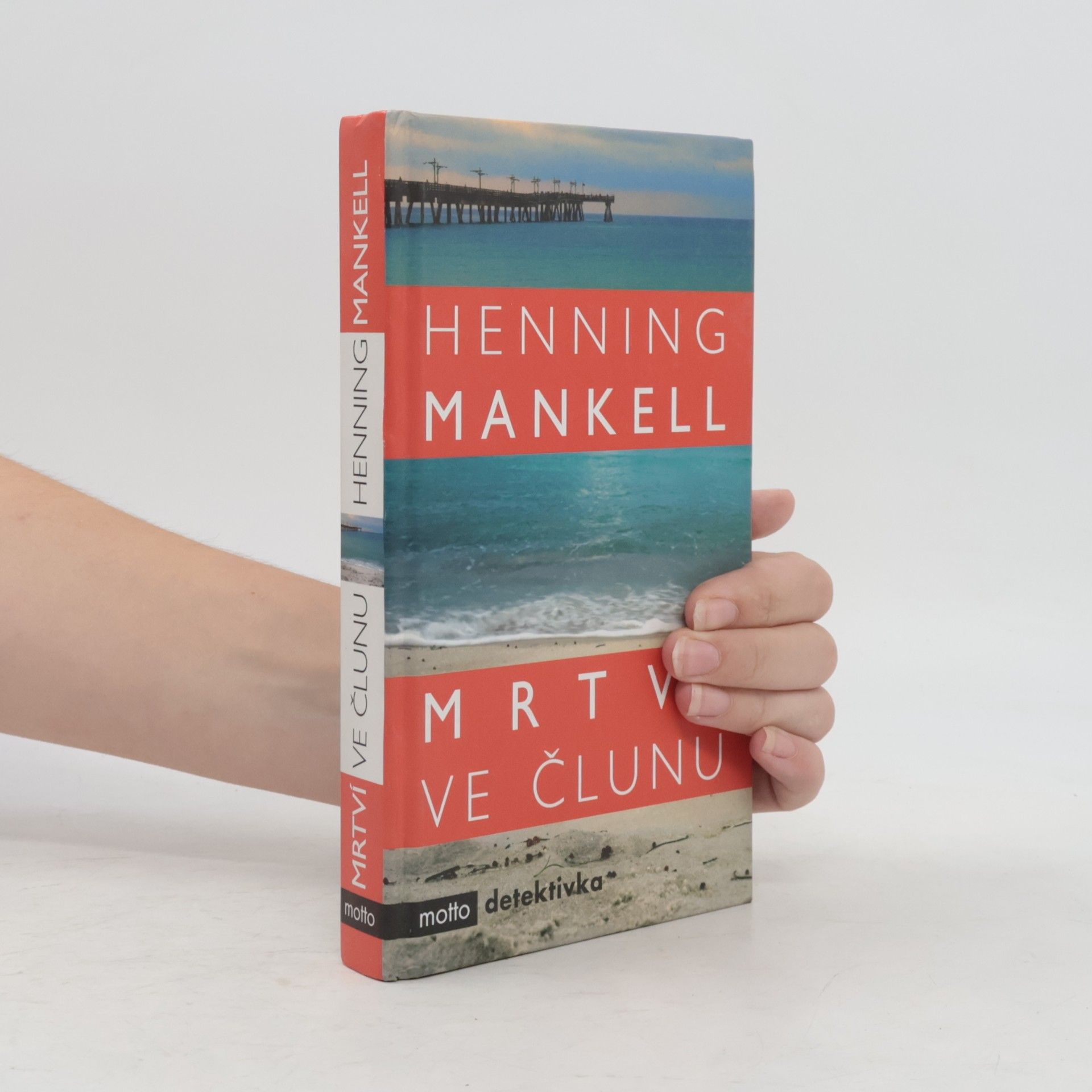 Henning Mankell Mrtví ve člunu