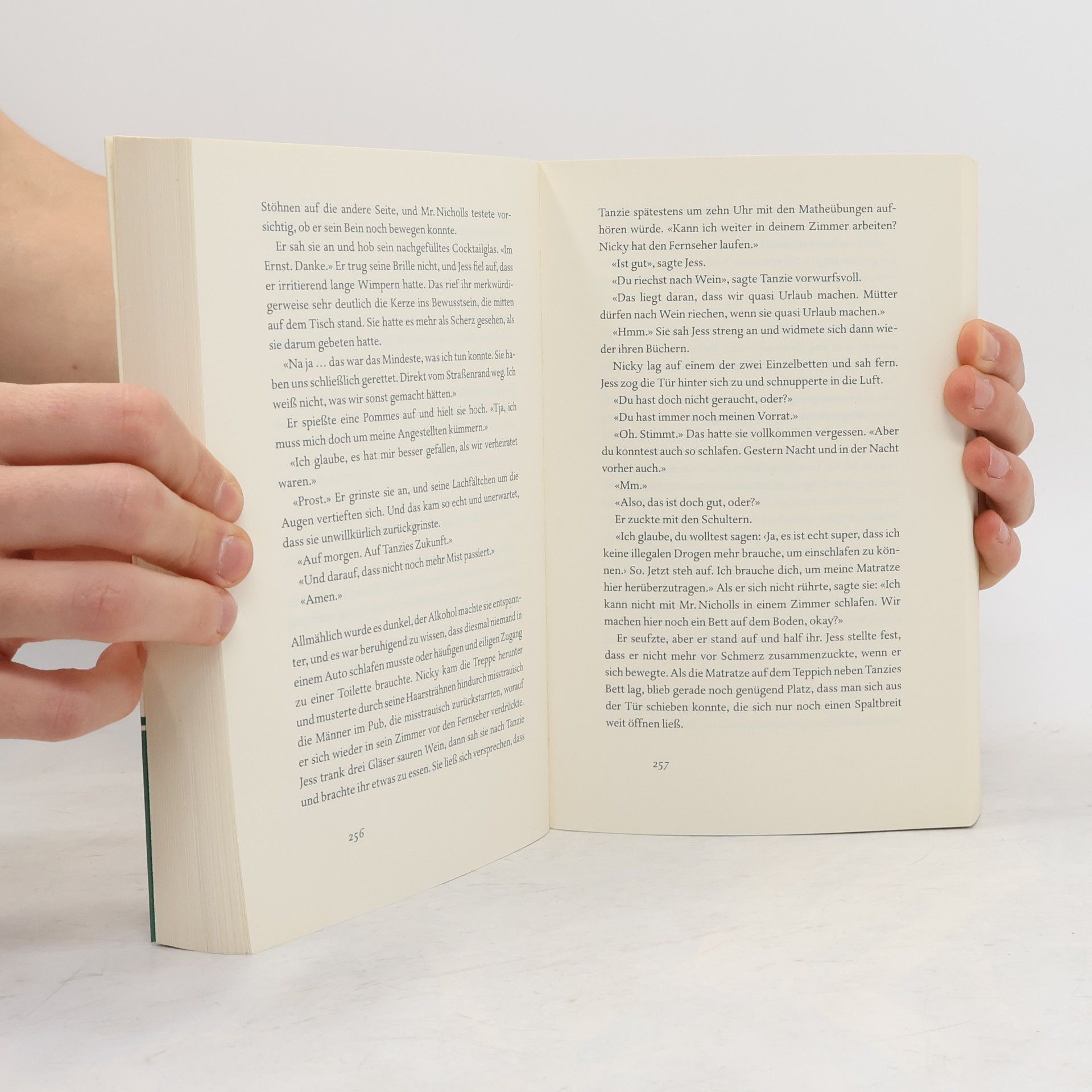 Jojo Moyes Weit weg und ganz nah