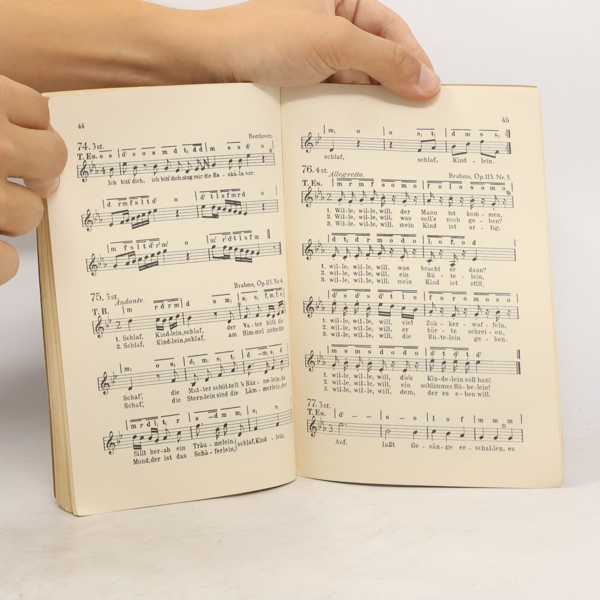 Agnes Hundoegger 100 Kanons für die sangesfreudige Jugend in Noten und Tonika-Do-Schrift