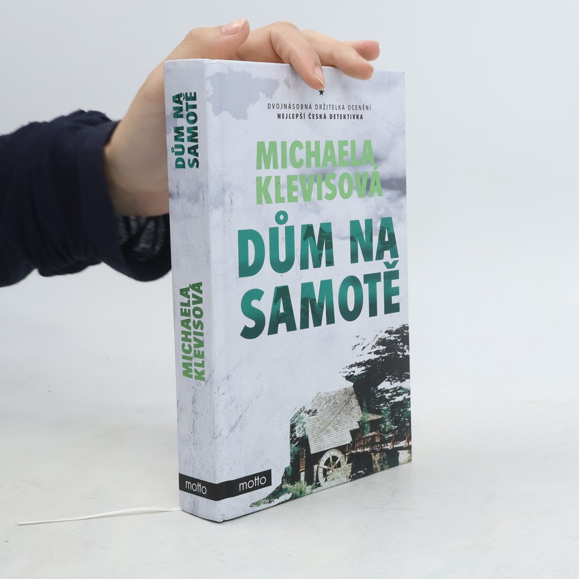 Michaela Klevisová Dům na samotě