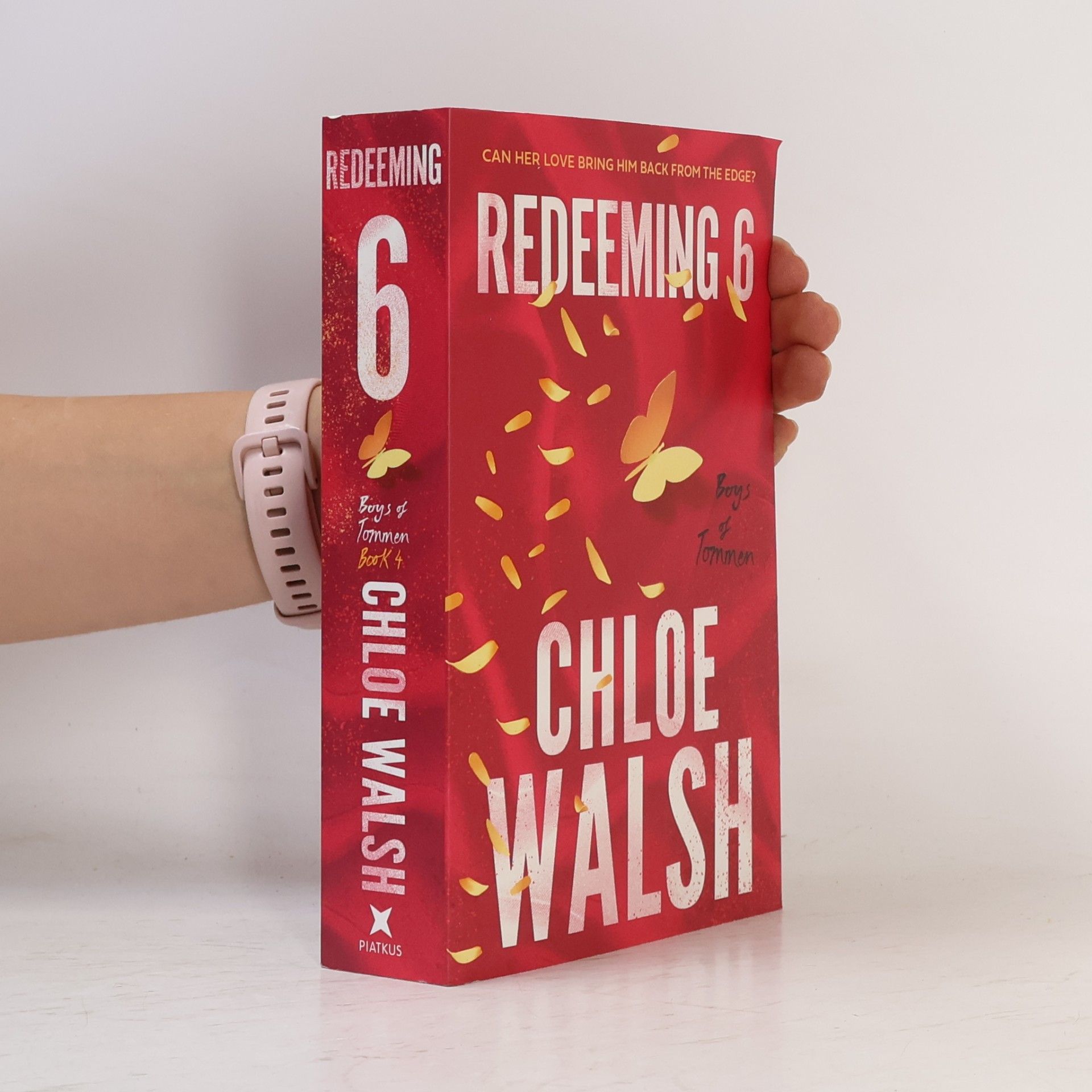 Chloe Walsh Redeeming 6: Epic, emotional and addictive romance from the TikTok phenomenon