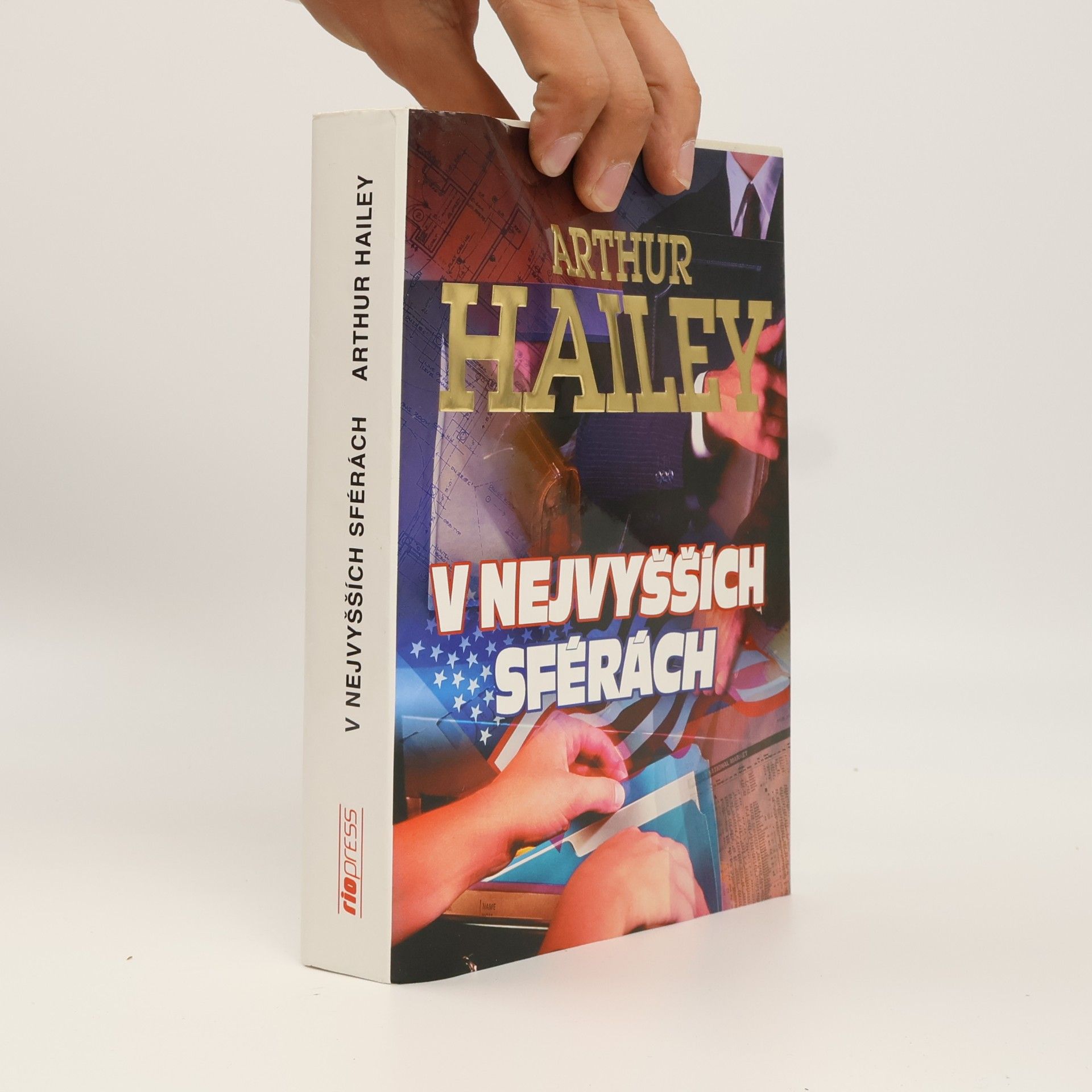 Arthur Hailey V nejvyšších sférách