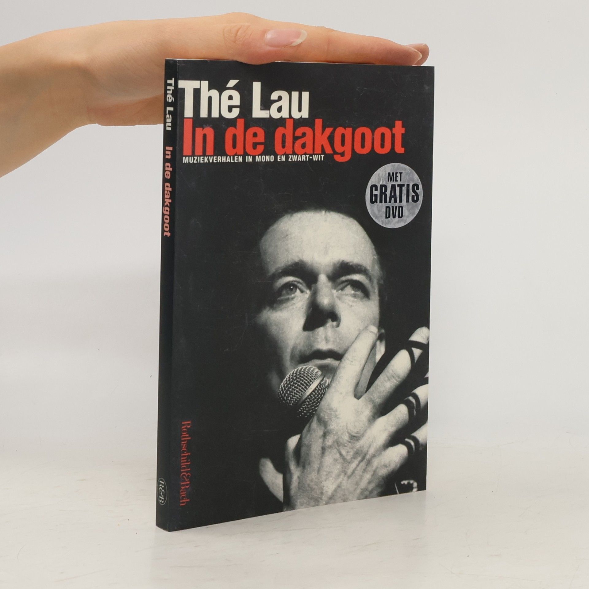 Thé Lau In de dakgoot