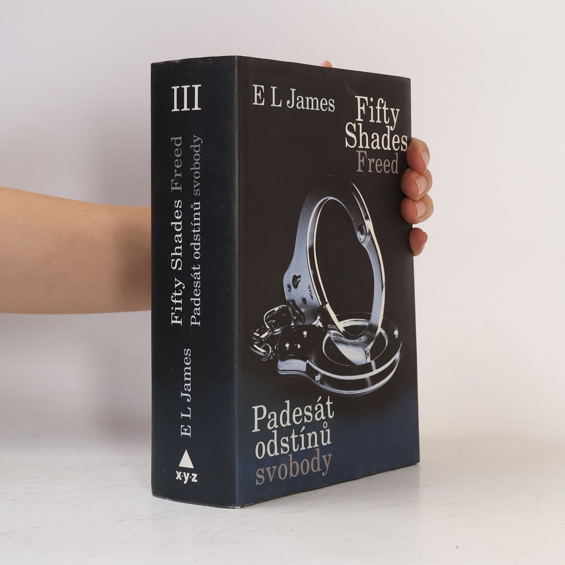 E. L. James Padesát odstínů svobody
