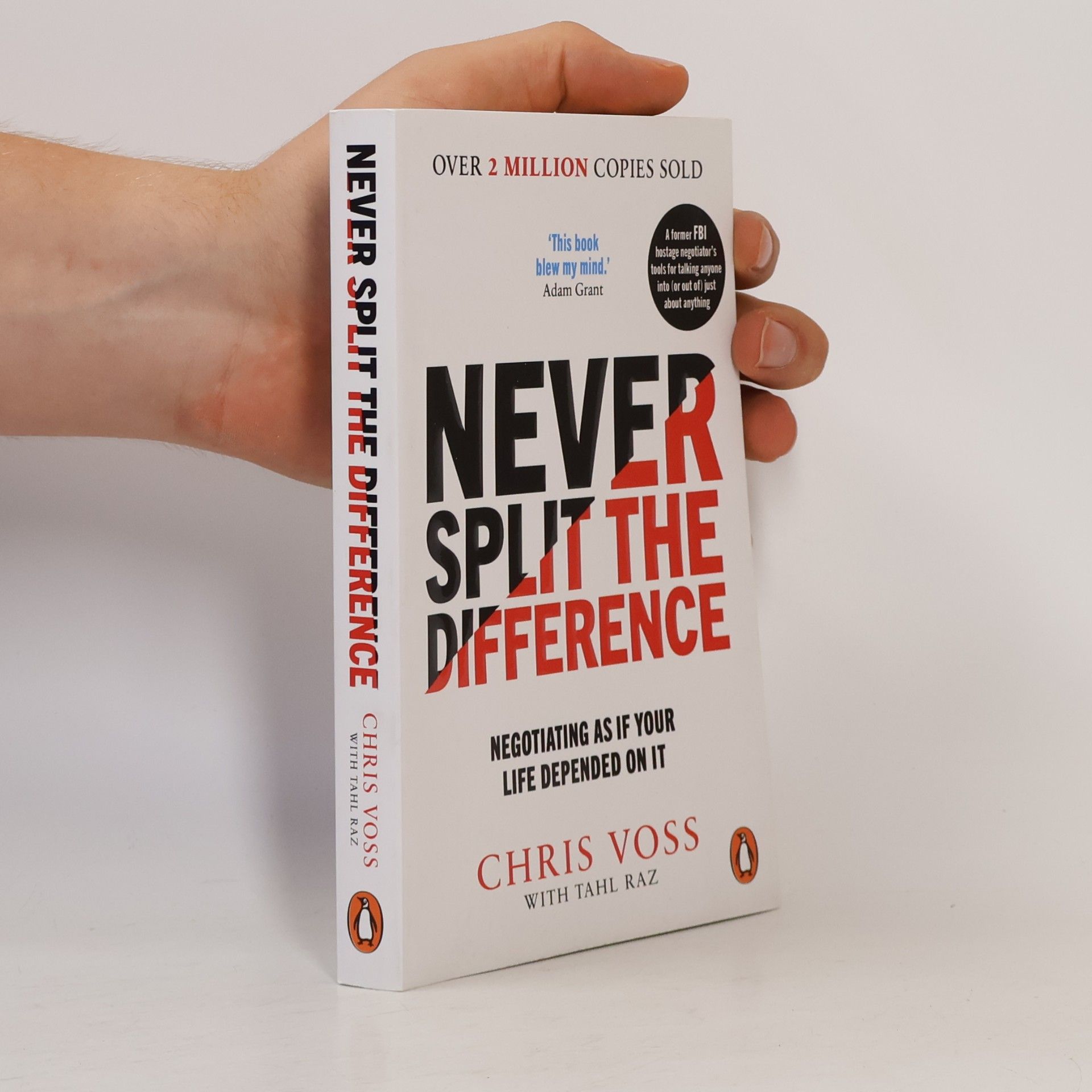 Christopher Voss Never split the difference