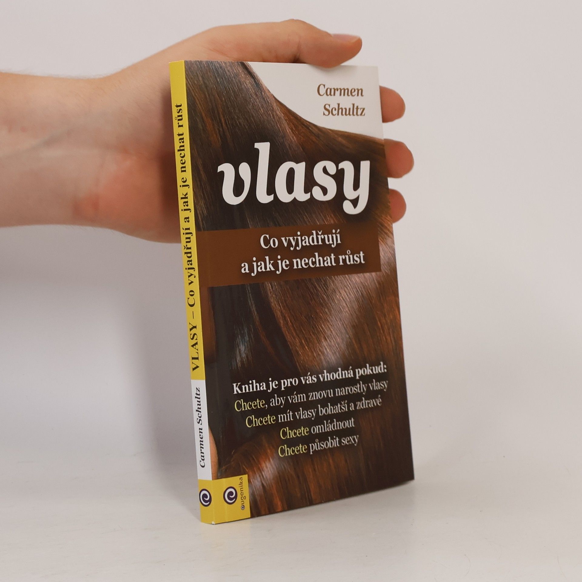 Carmen Schult Vlasy: Co vyjadřují a jak je nechat růst