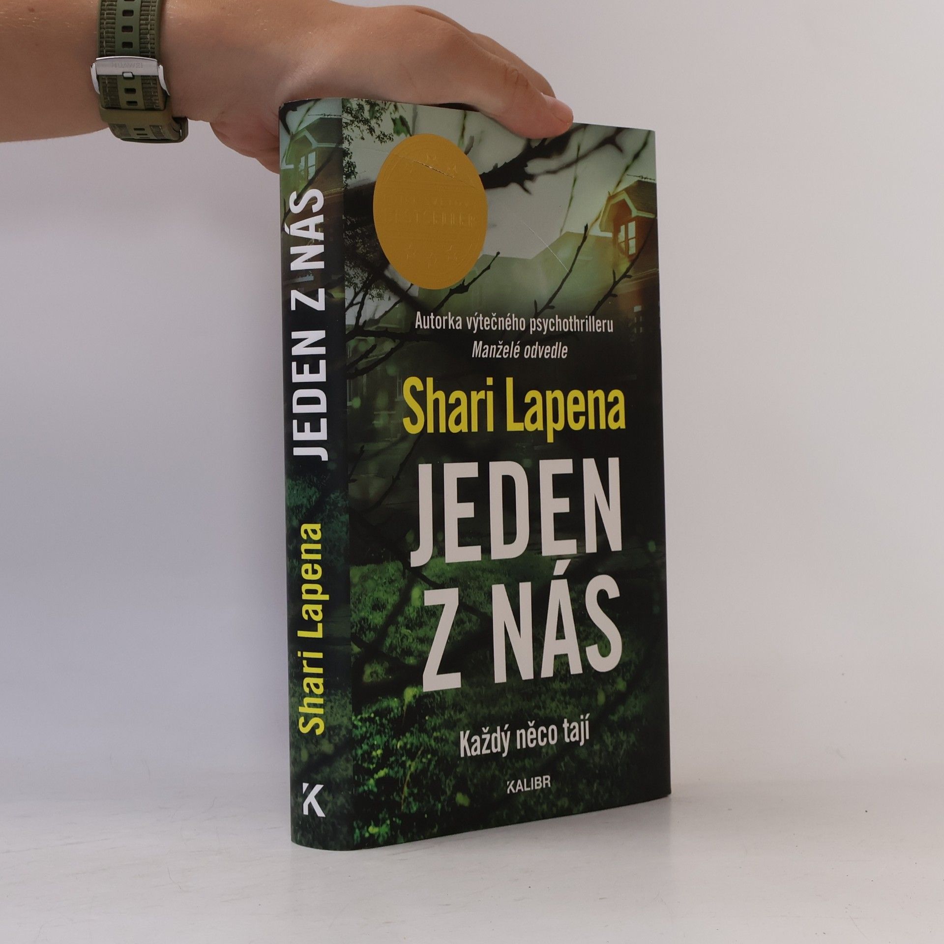 Shari Lapena Jeden z nás