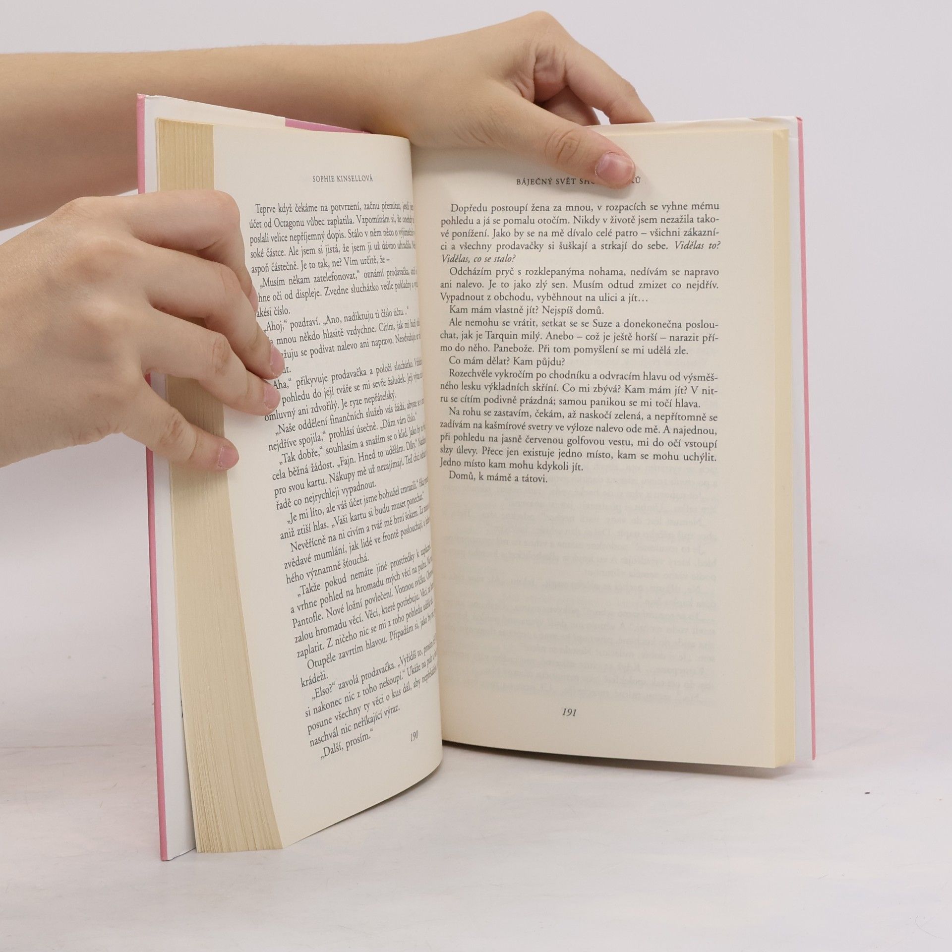 Sophie Kinsella Báječný svět shopaholiků