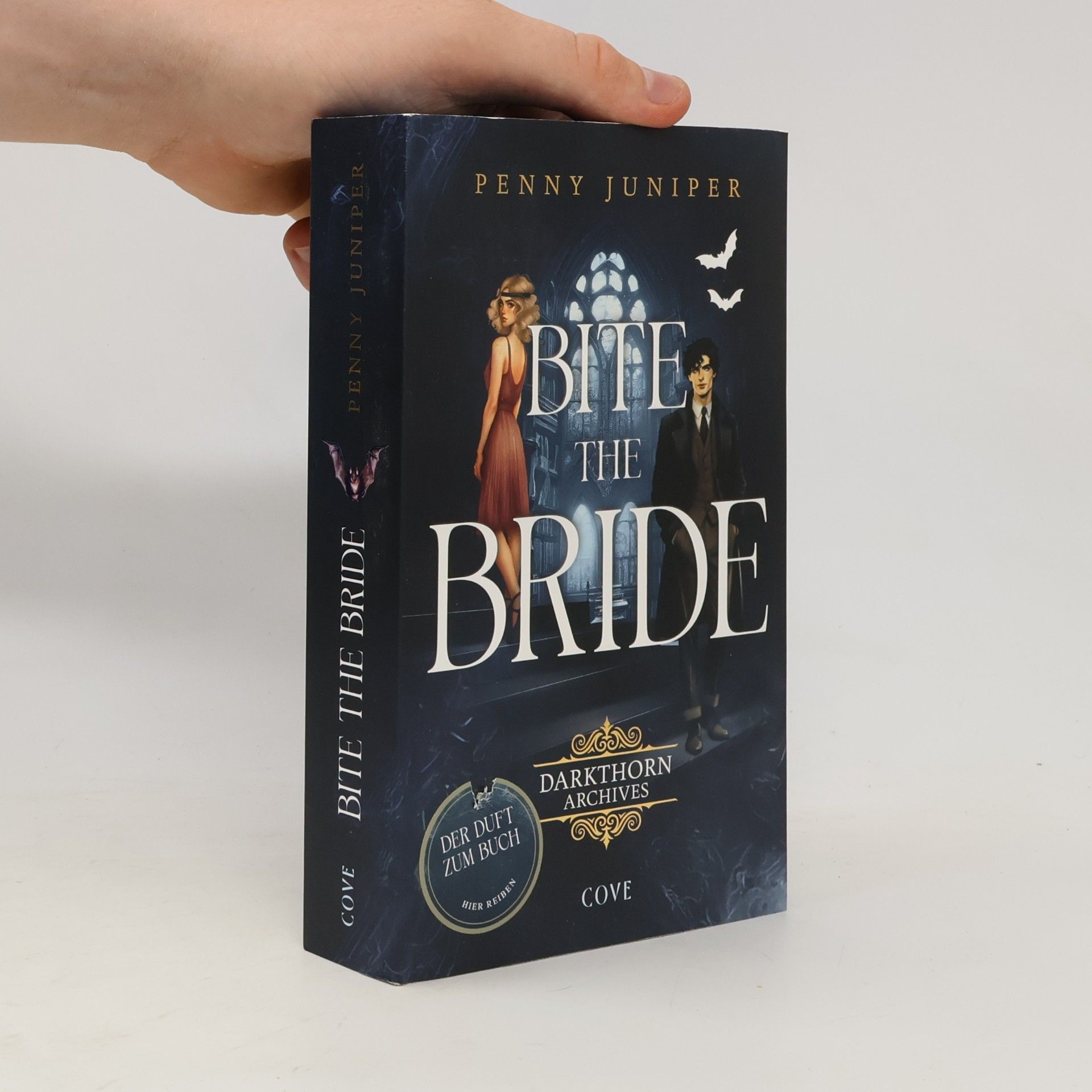 Penny Juniper Darkthorn Archives 1: Bite the Bride