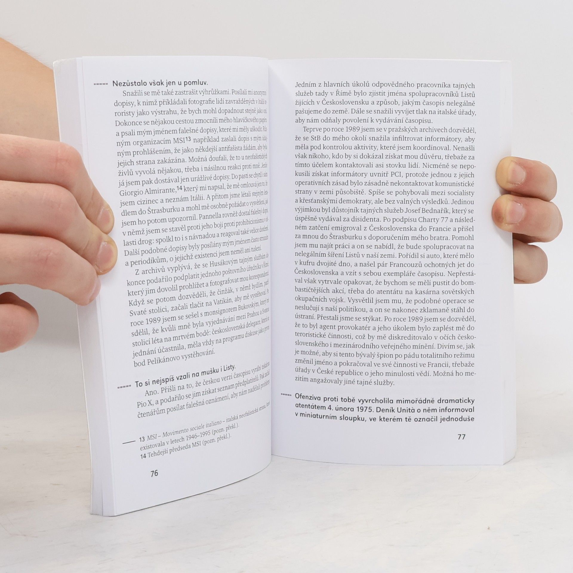 Jiří Pelikán Jiří Pelikán - nepohodlný exulant : rozhovor s Antoniem Cariotim