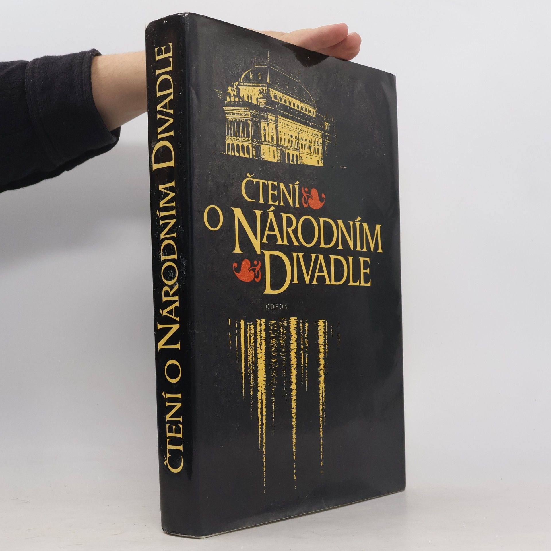 Čtení o Národním divadle