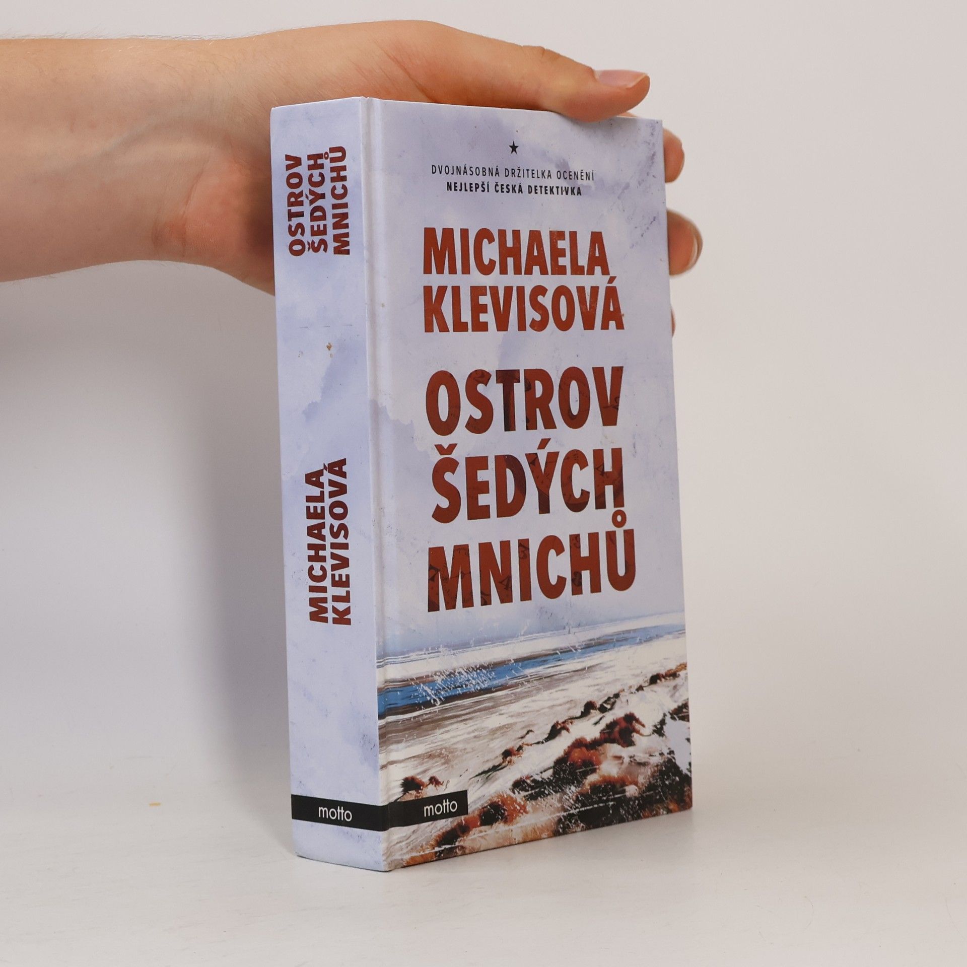 Michaela Klevisová Ostrov šedých mnichů
