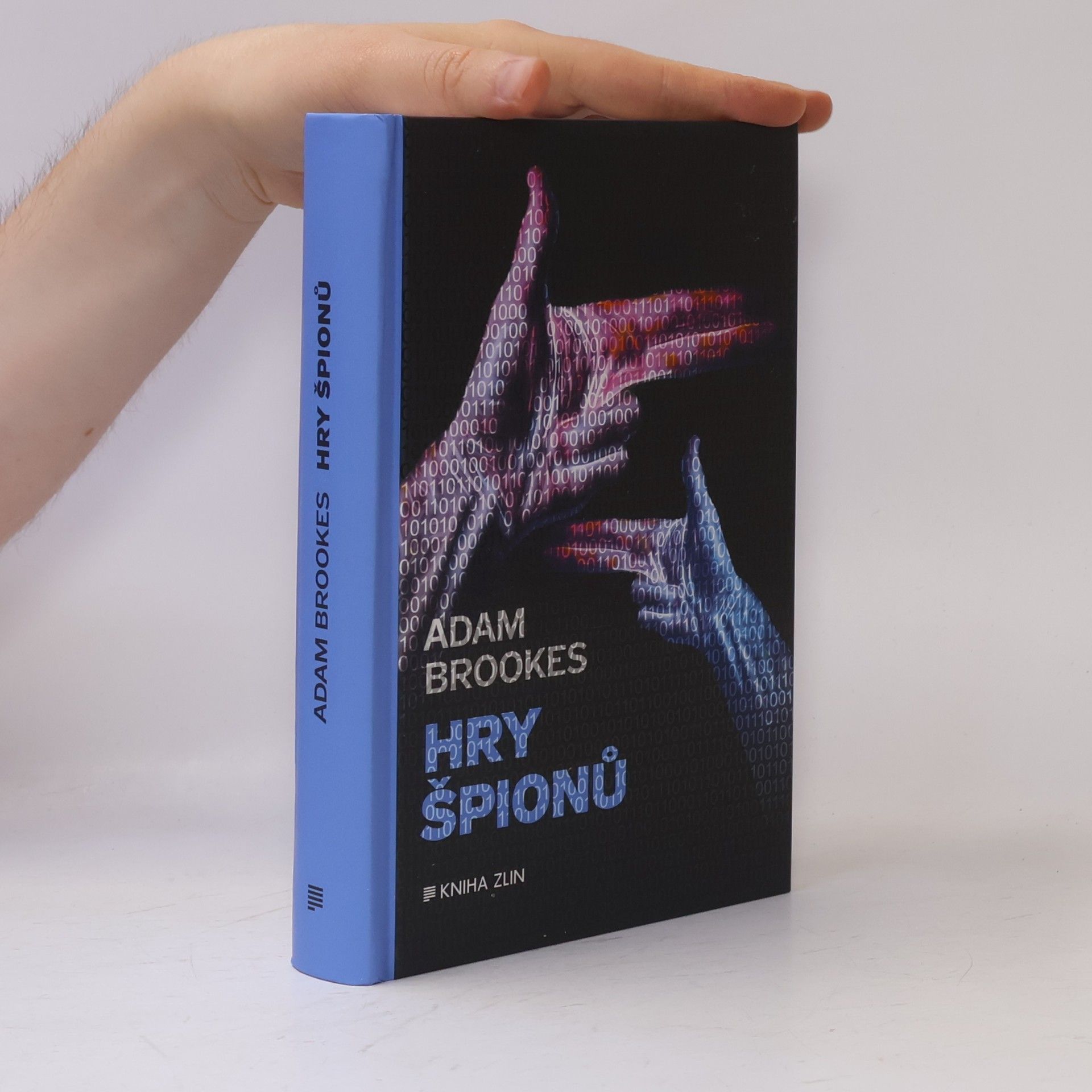 Adam Brookes Hry špionů