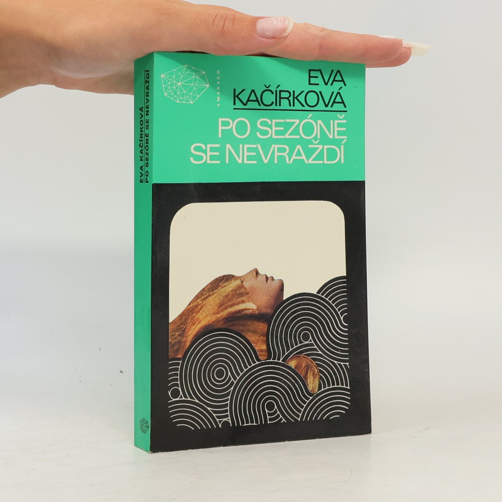 Eva Kačírková Po sezóně se nevraždí
