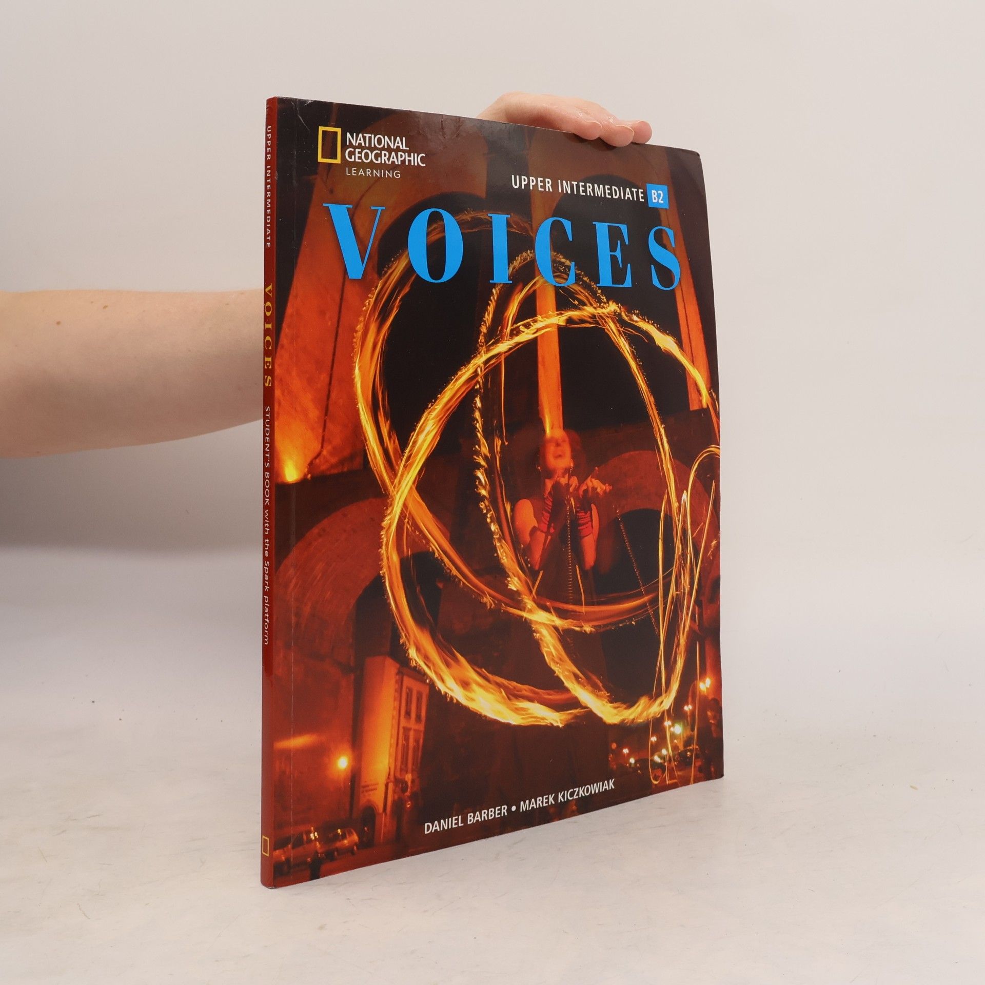 Voices Upper-Intermediate with the Spark Platform (Bre)