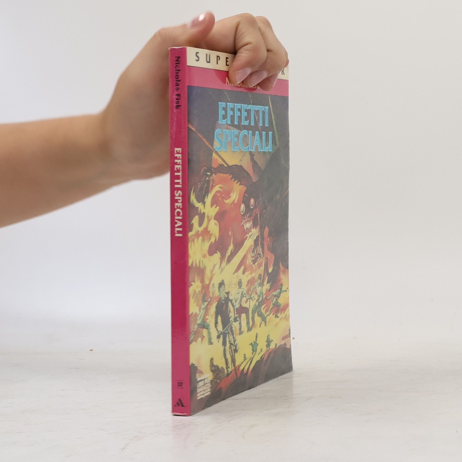 Nicholas Fisk Superjunior - 32: Effetti speciali