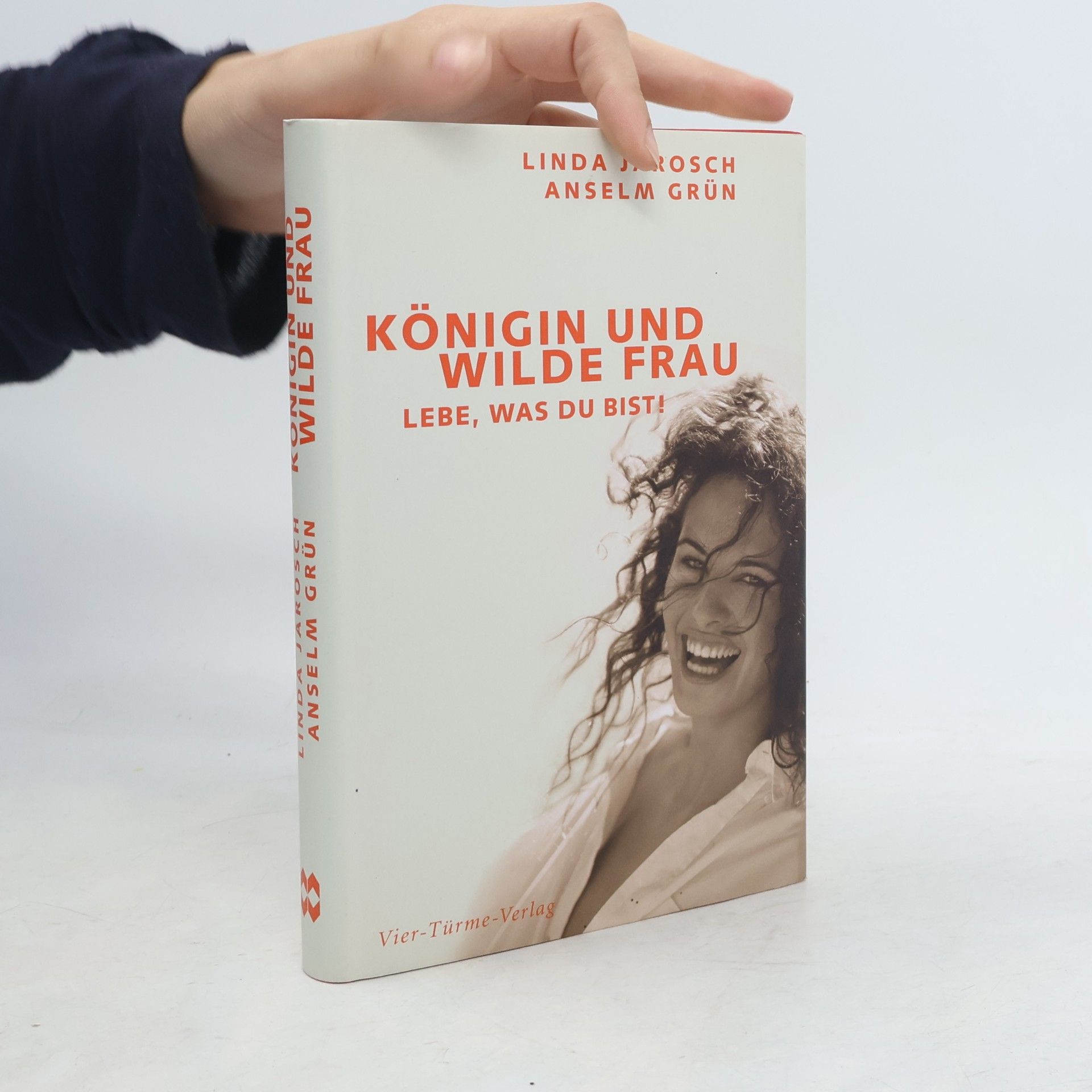 Linda Jarosch Königin und wilde Frau