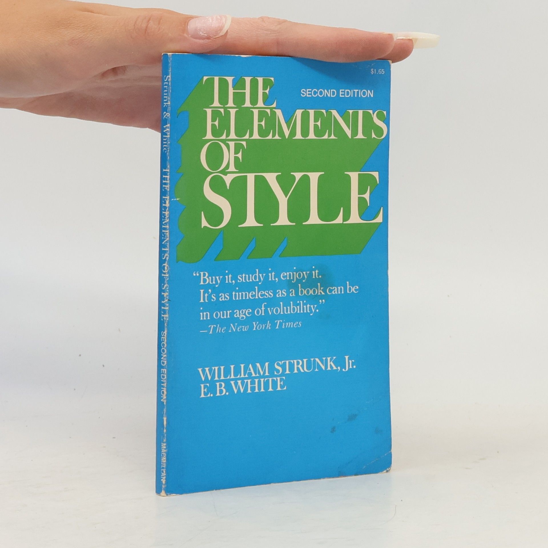 Jr. William Strunk The Elments of Style