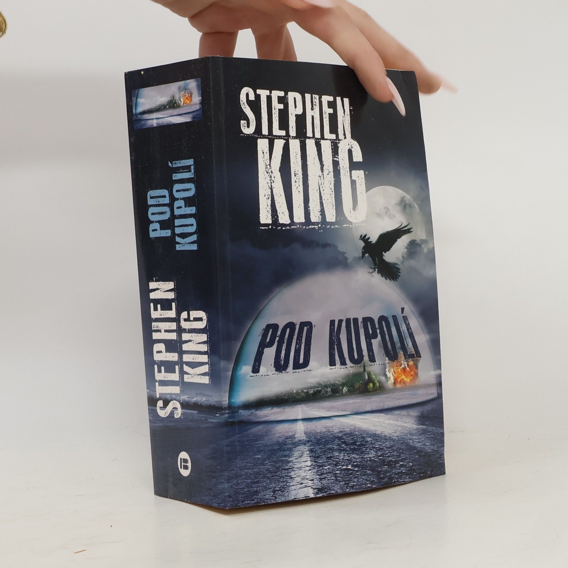 Stephen King Pod kupolí