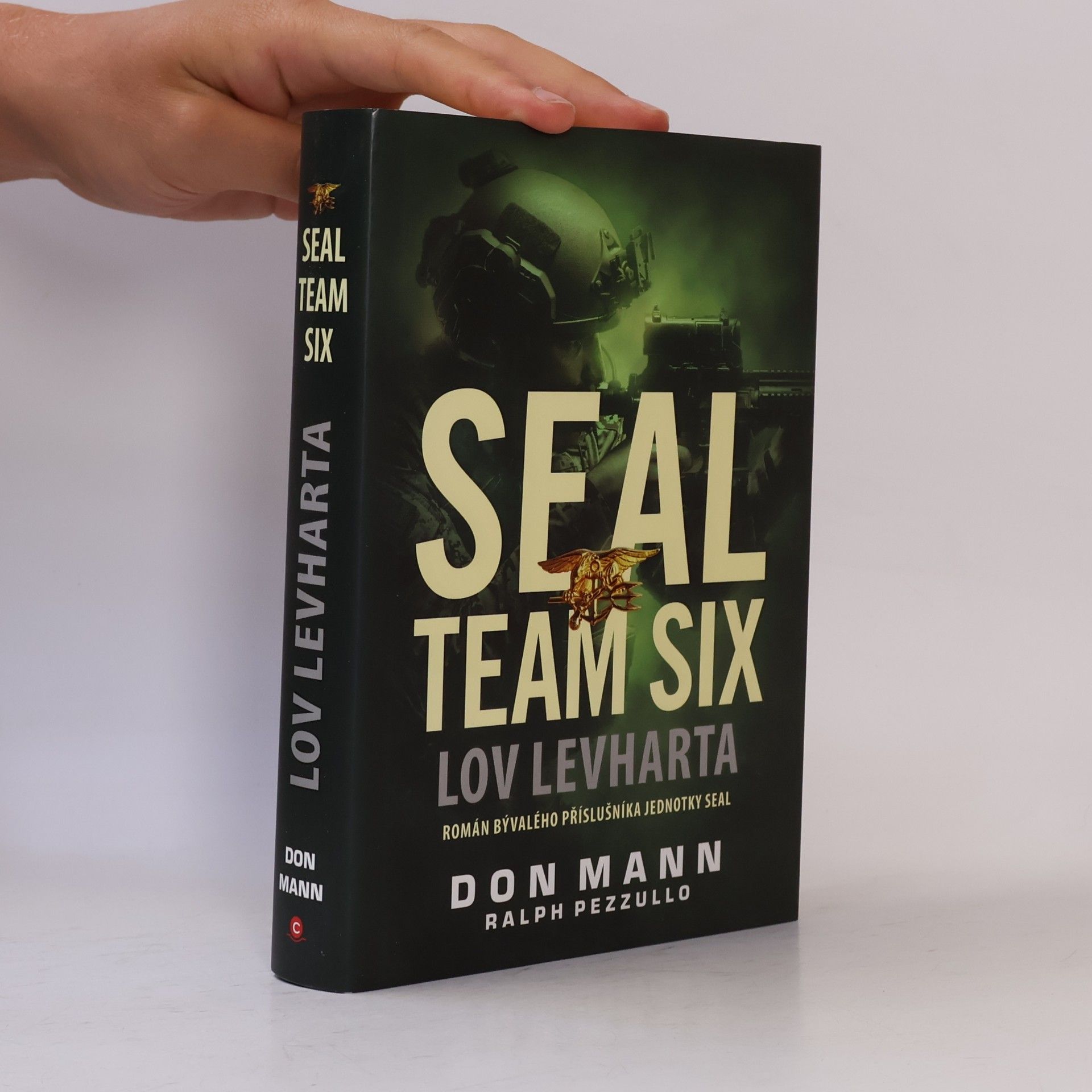 Don Mann SEAL Team Six. Lov Levharta
