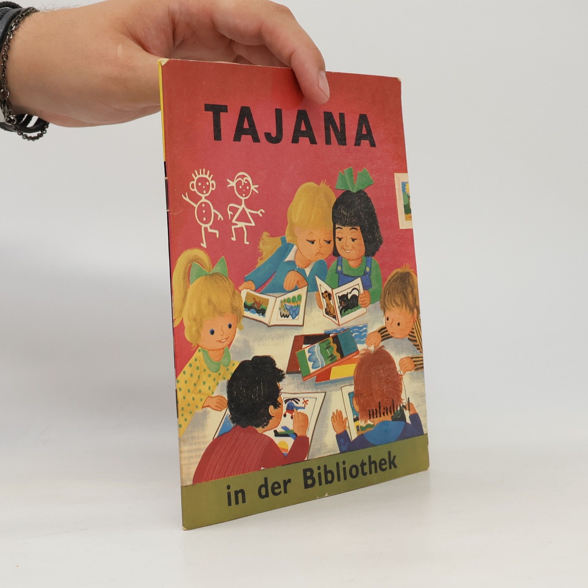 Autorenkollektiv Tajana in der Bibliothek
