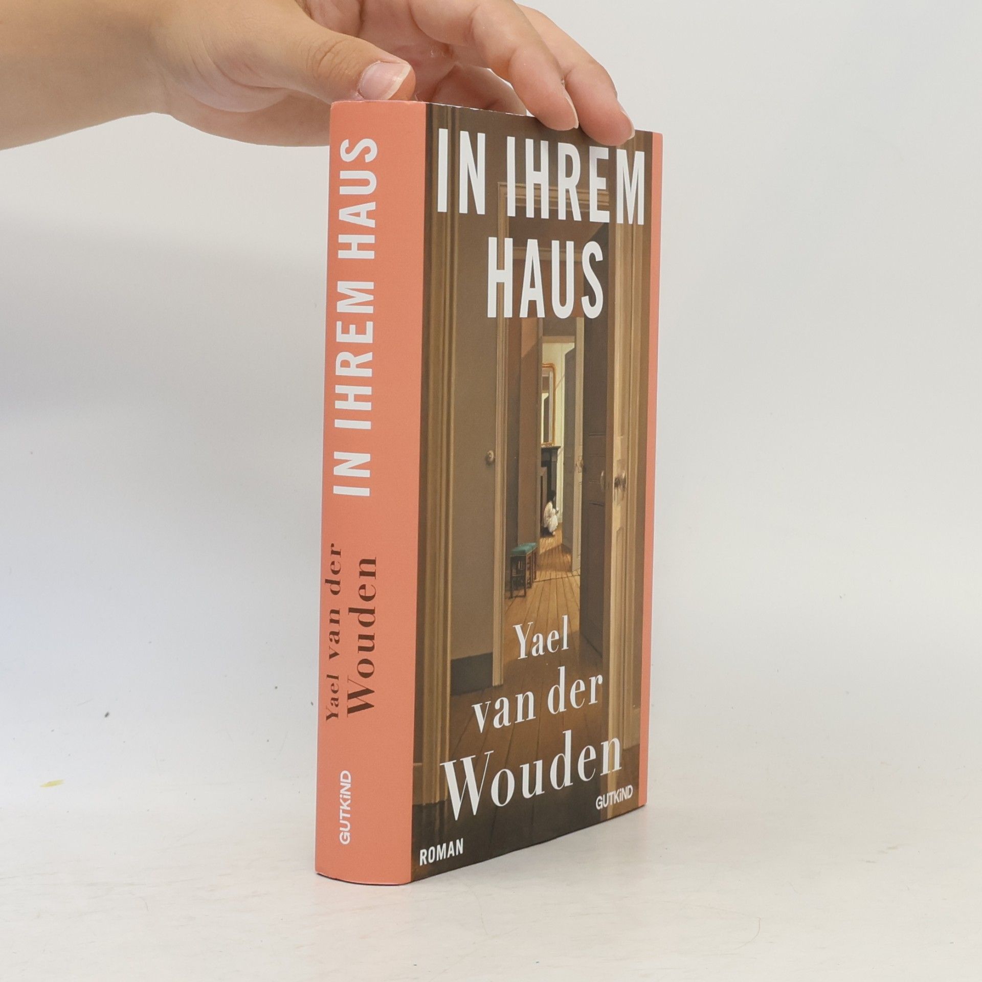 Yael van der Wouden In ihrem Haus