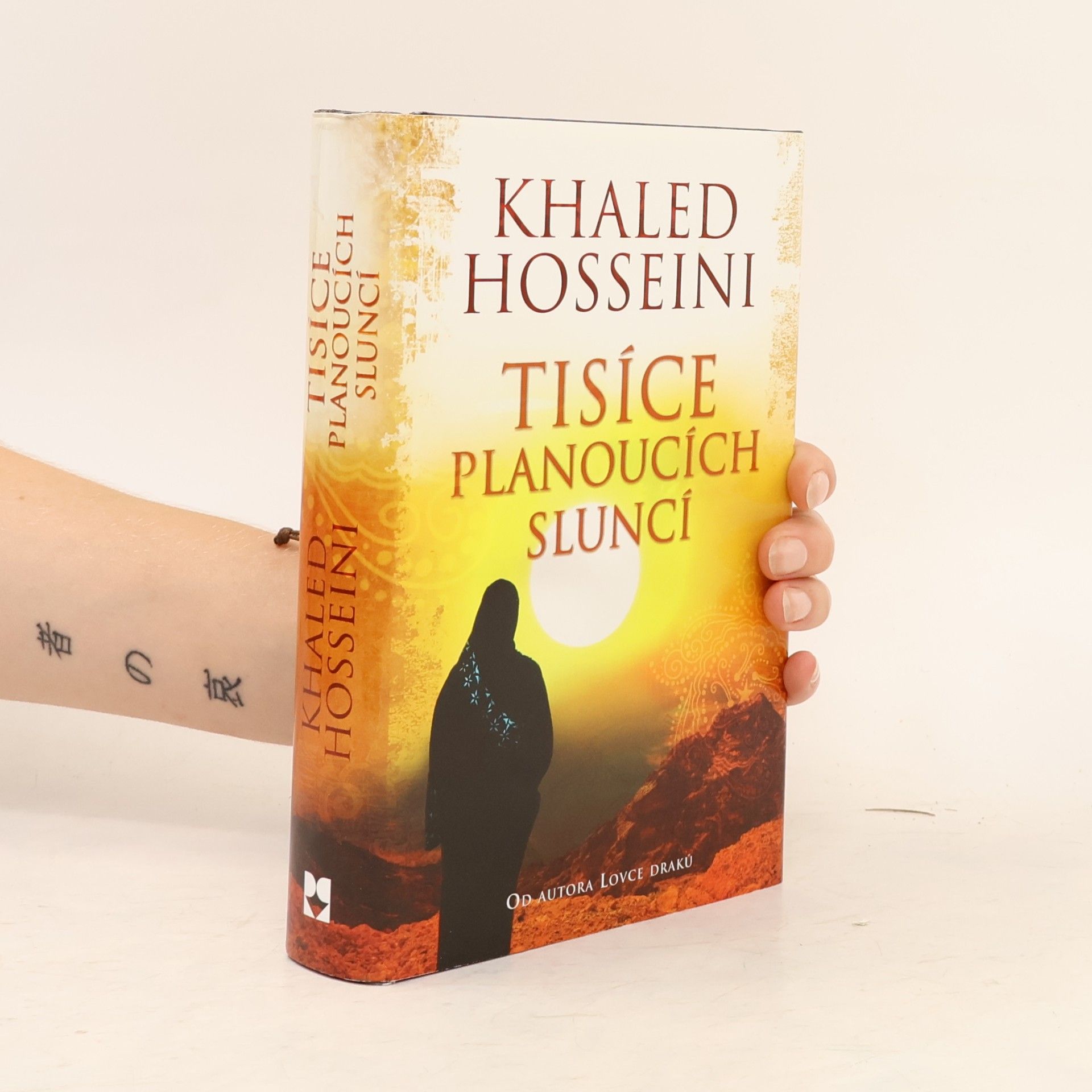 Khaled Hosseini Tisíce planoucích sluncí