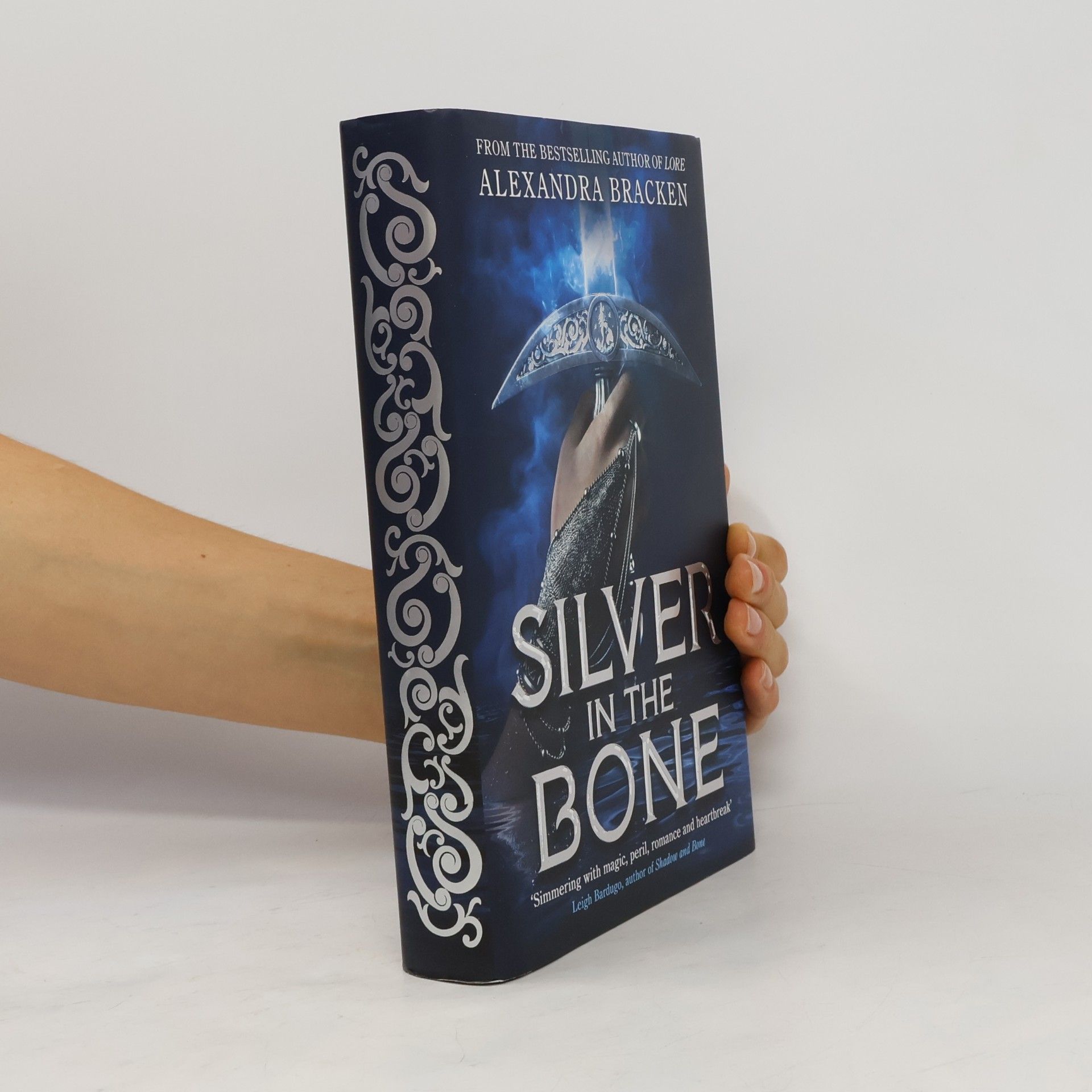 Alexandra Bracken Silver in the Bone