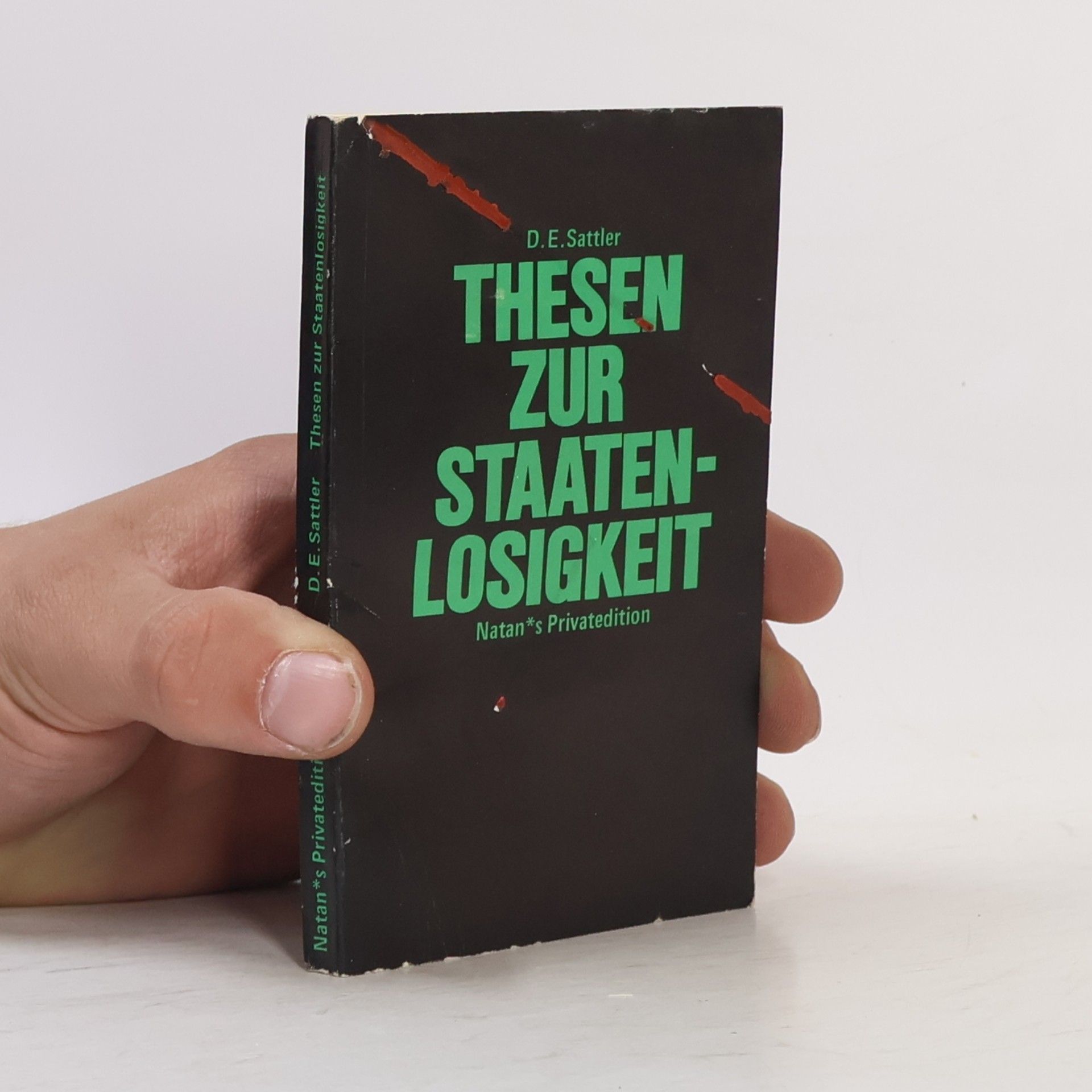 D. E. Sattler Thesen zur Staatenlosigkeit