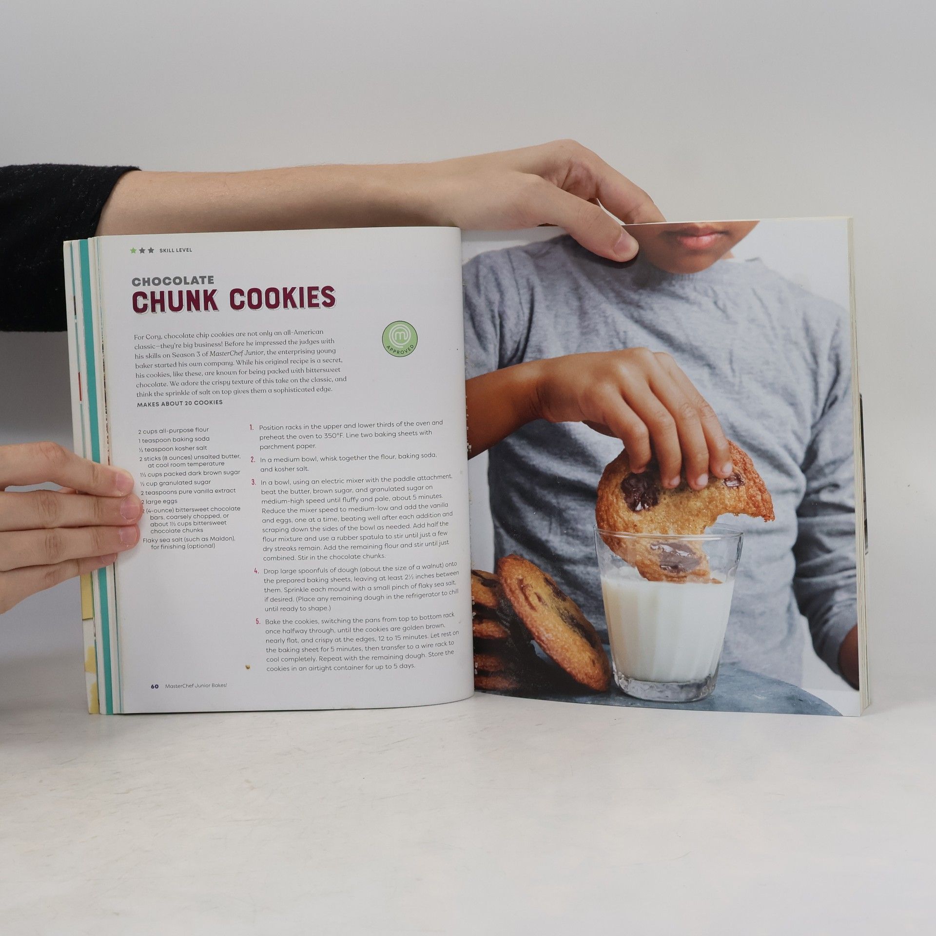 Christina Tosi MasterChef Junior Bakes!: A Baking Book
