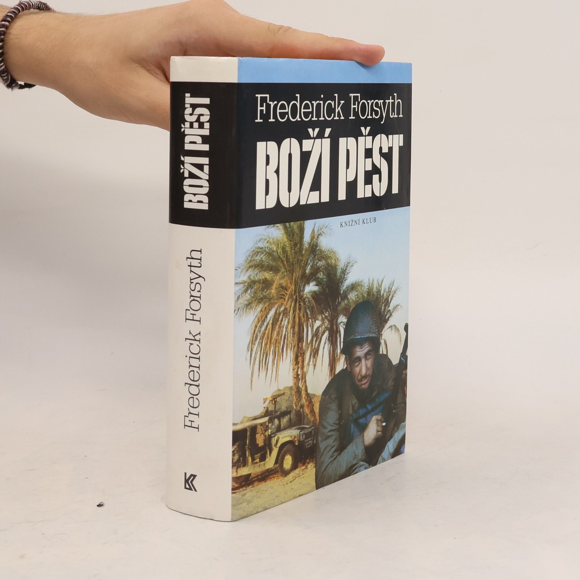 Frederick Forsyth Boží pěst