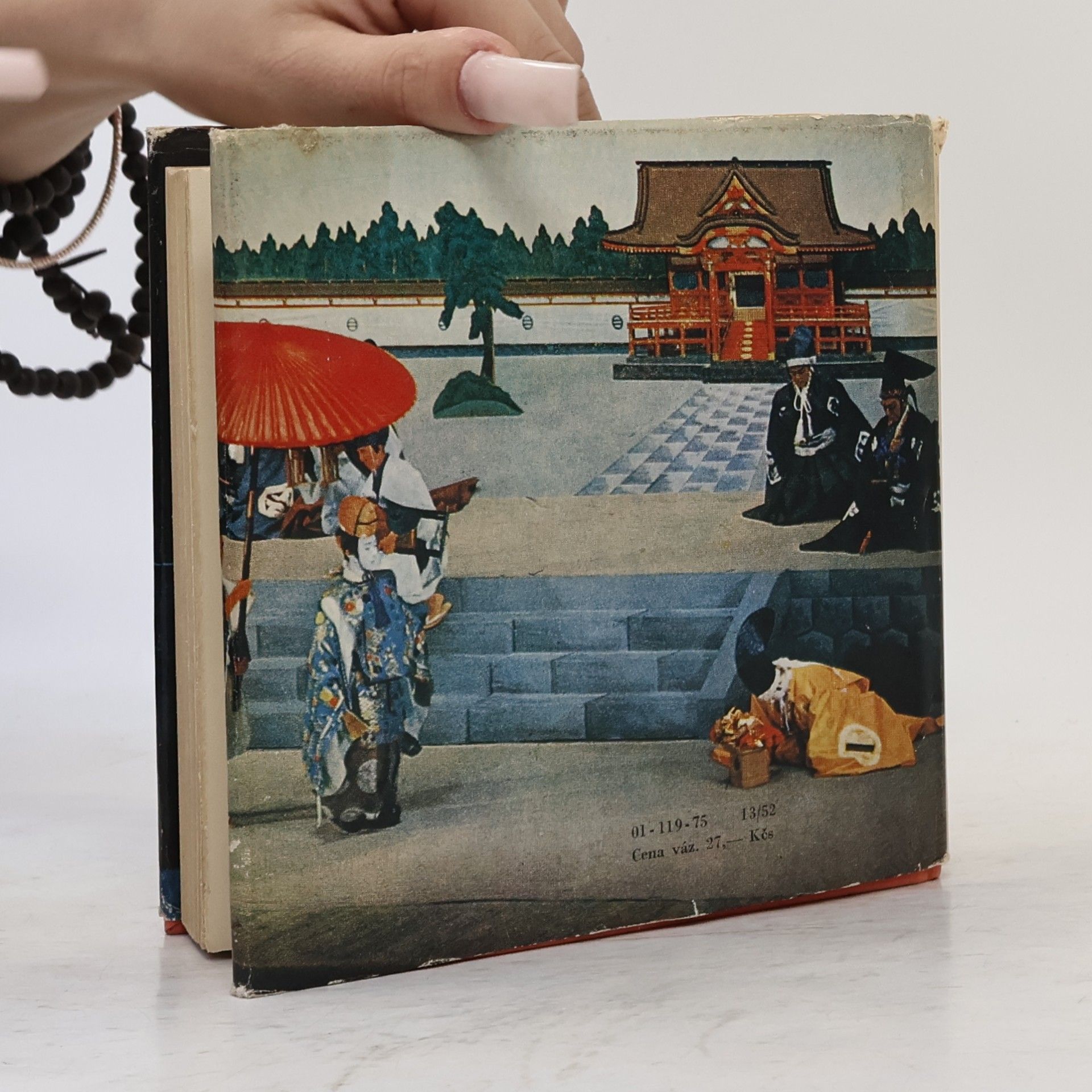 kolektiv Vítr v piniích. Japonské divadlo