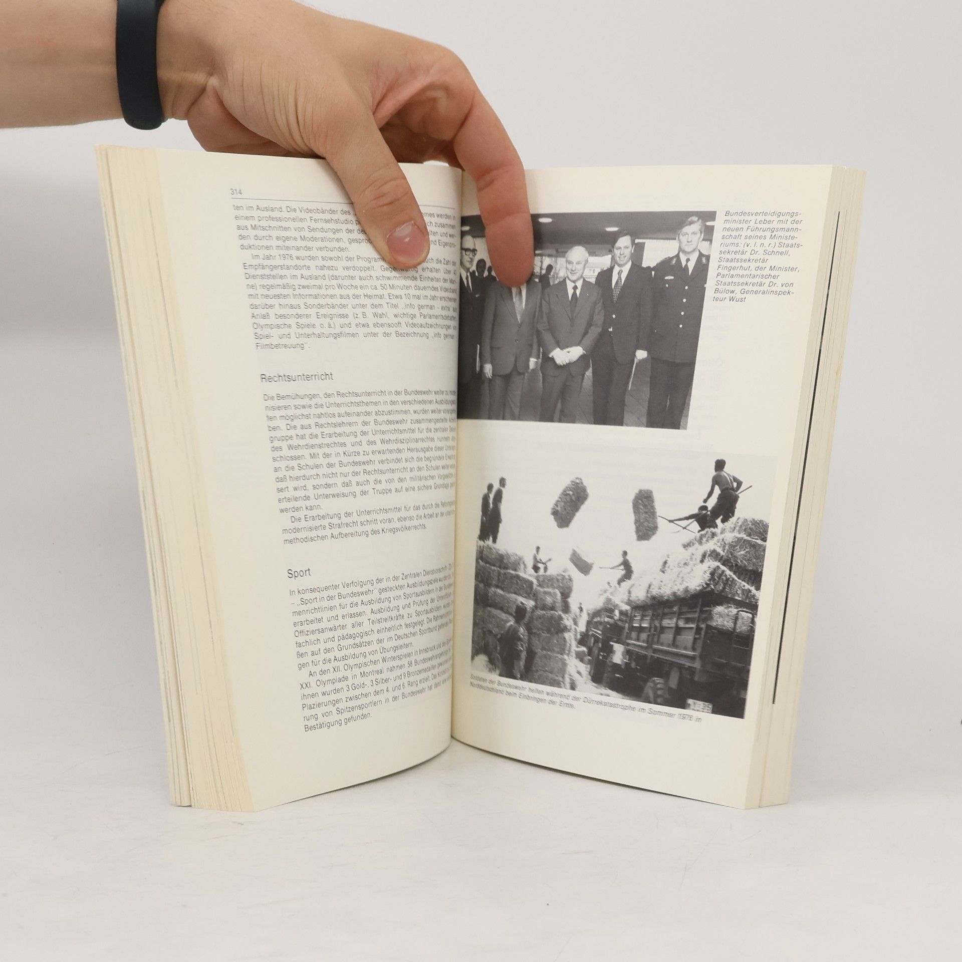 Autorenkollektiv Jahresbericht der Bundesregierung 1976