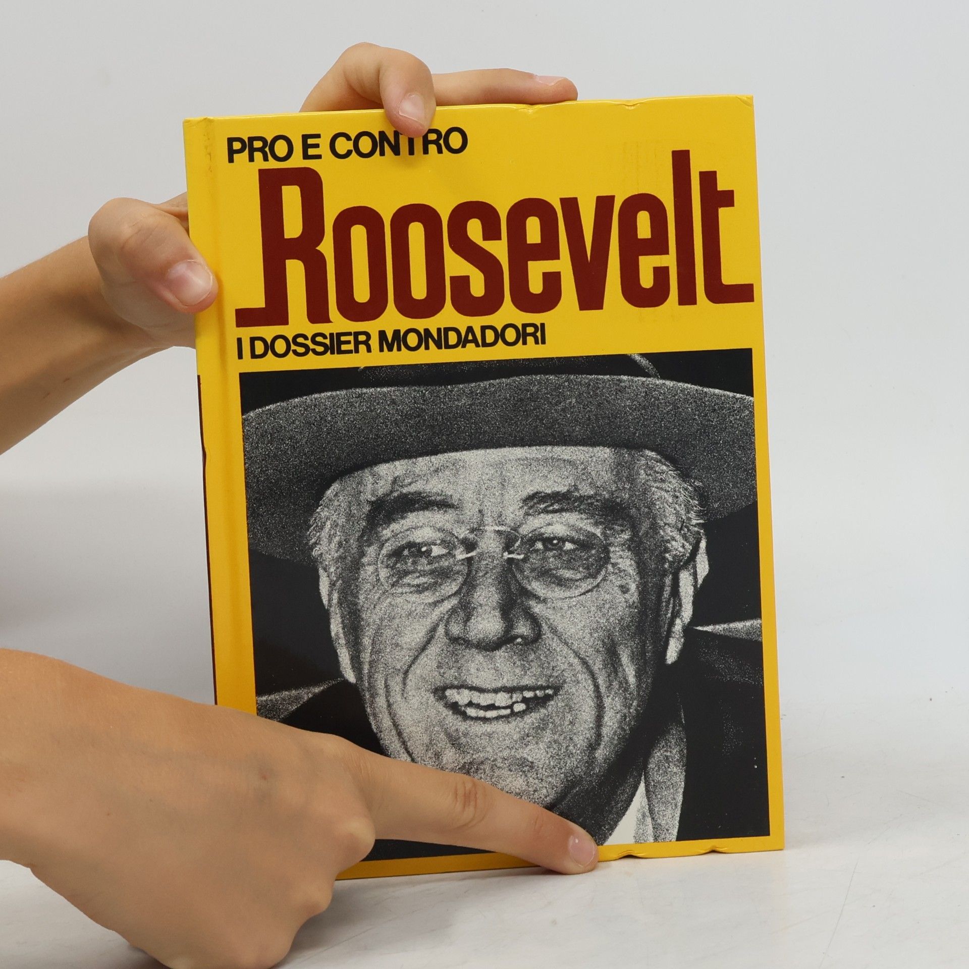 Collectif d'auteurs Pro e contro Roosevelt