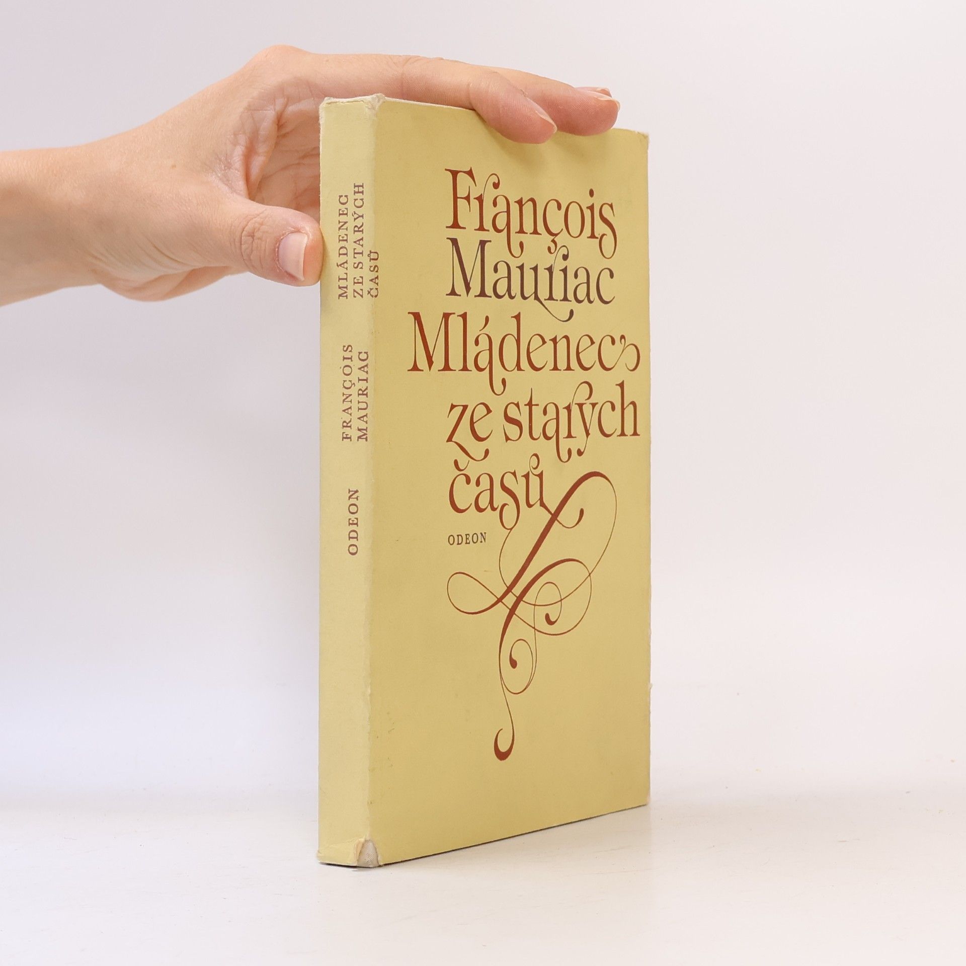 François Mauriac Mládenec ze starých časů